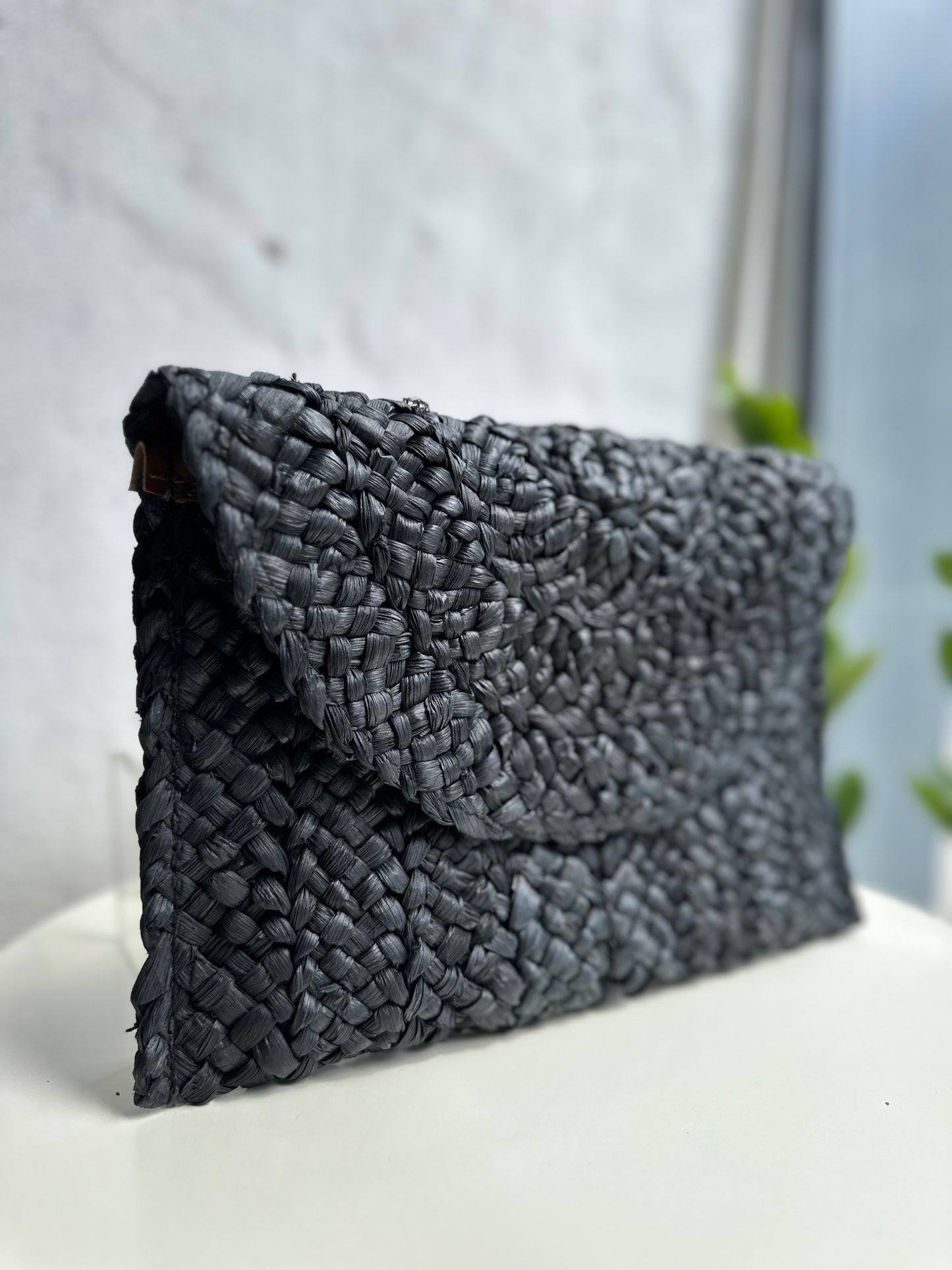 Плетен дамски клъч