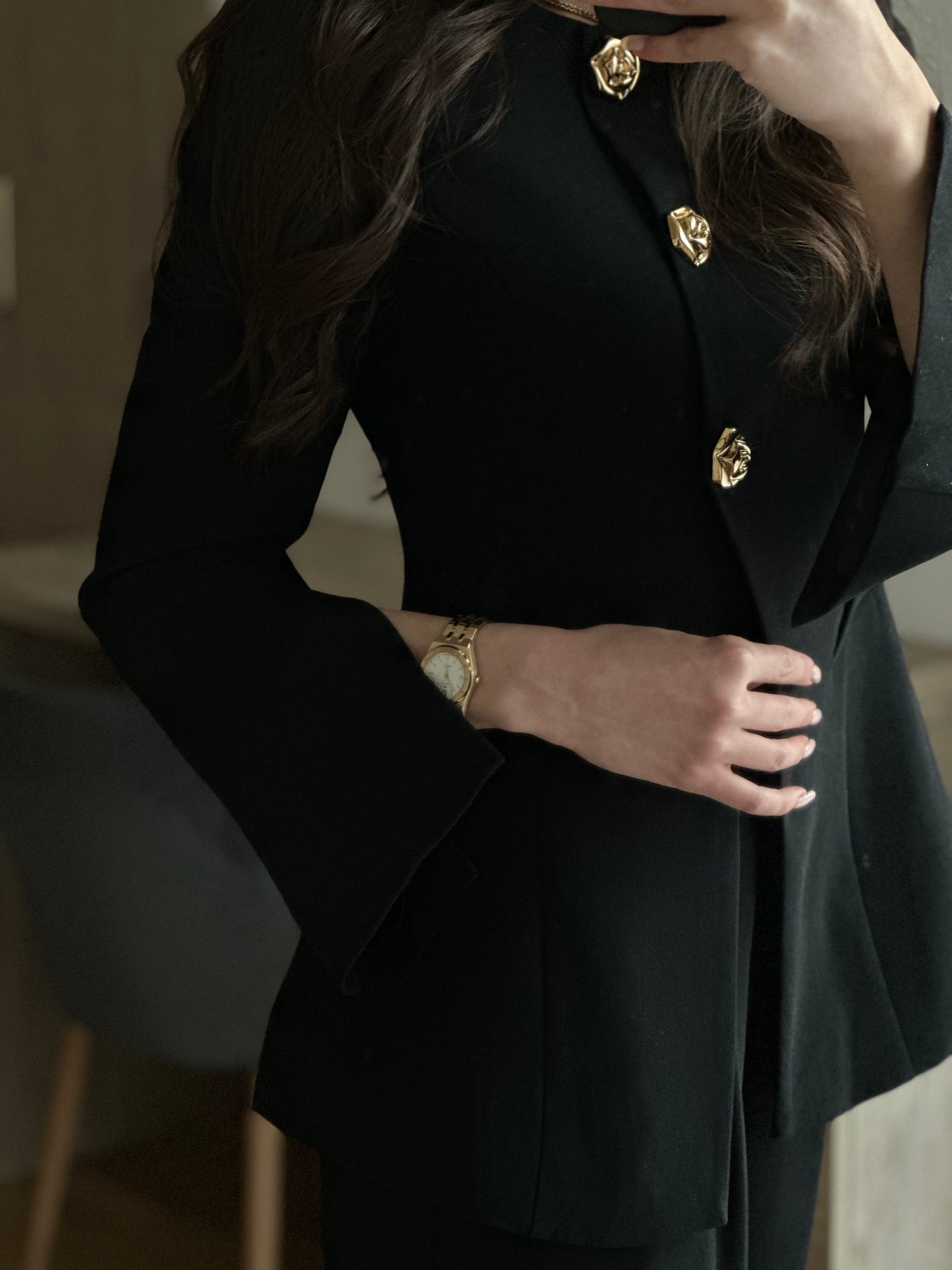 Дамски елегантен костюм