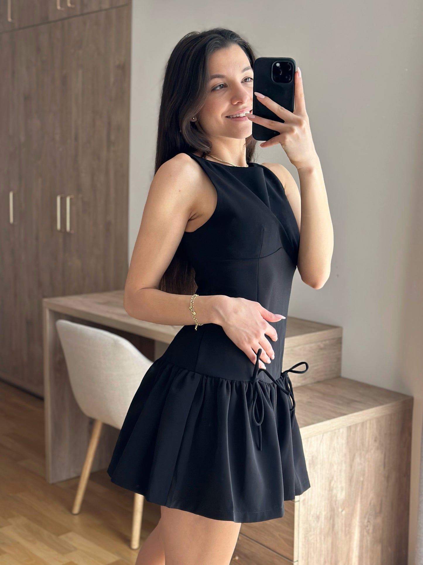 Дамска черна рокля