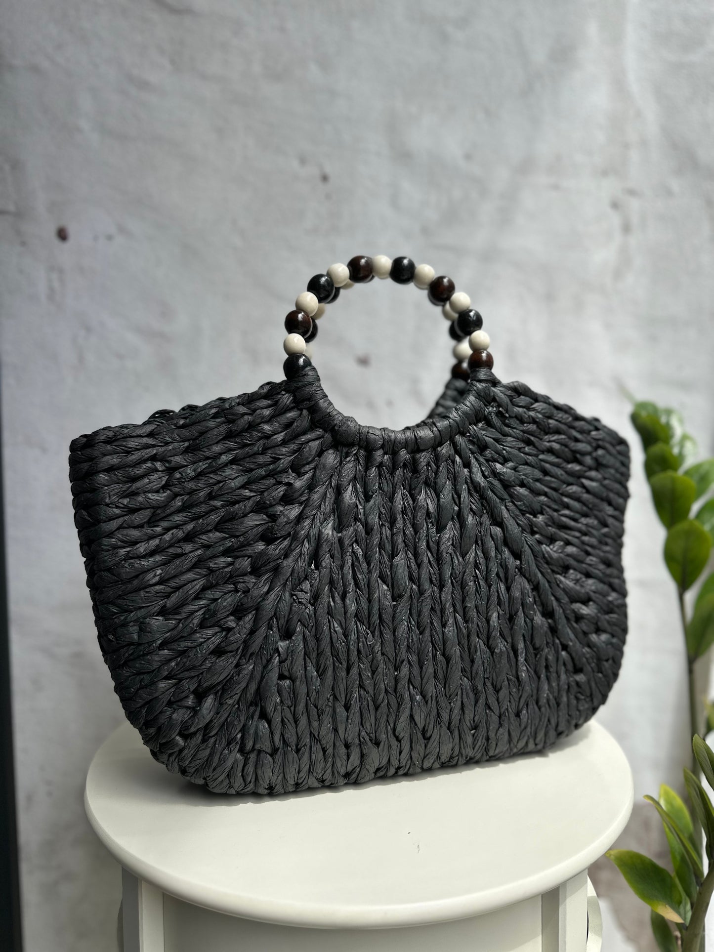 Плетена дамска чанта