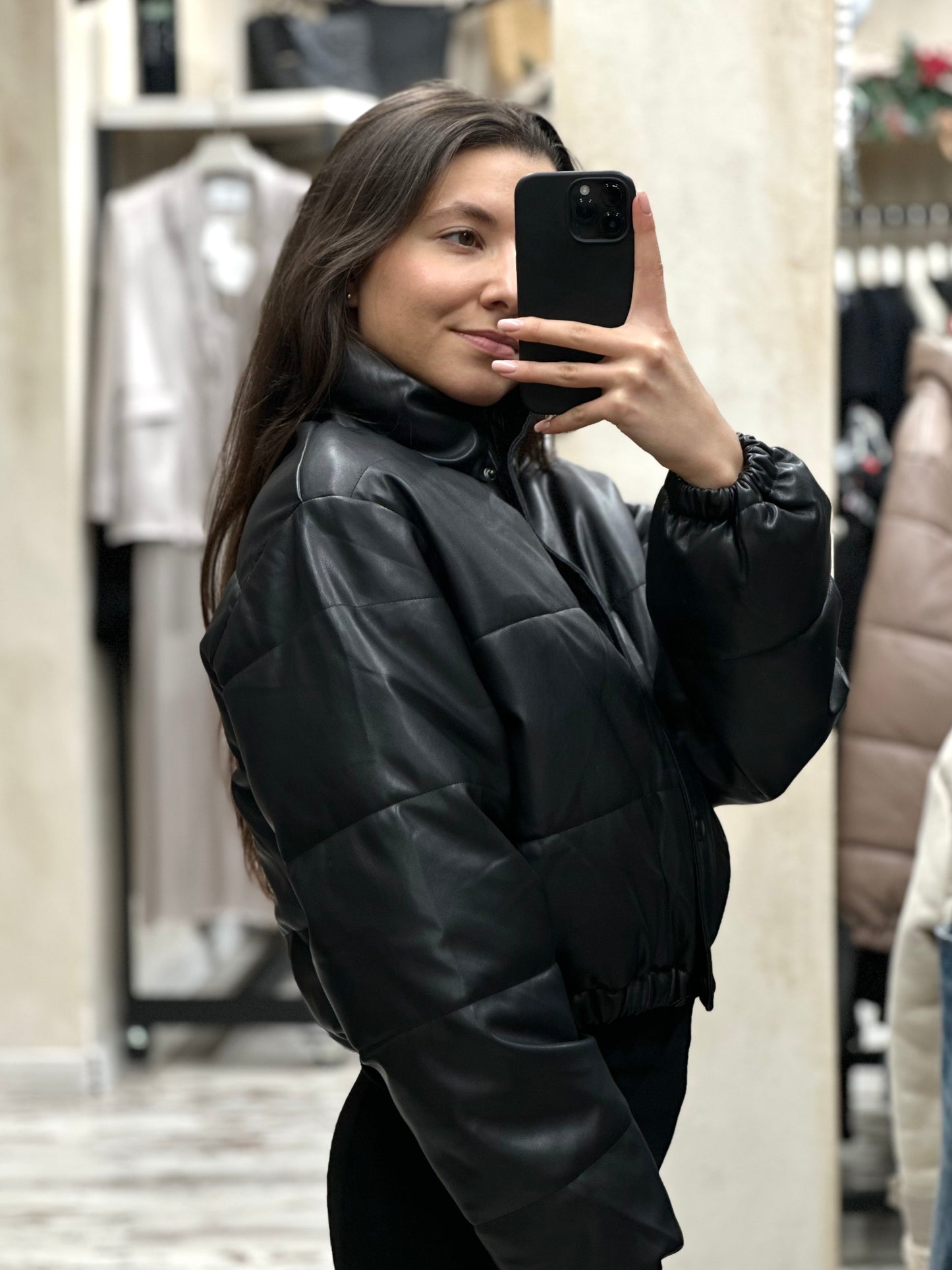 Кожено бомбър яке - черно