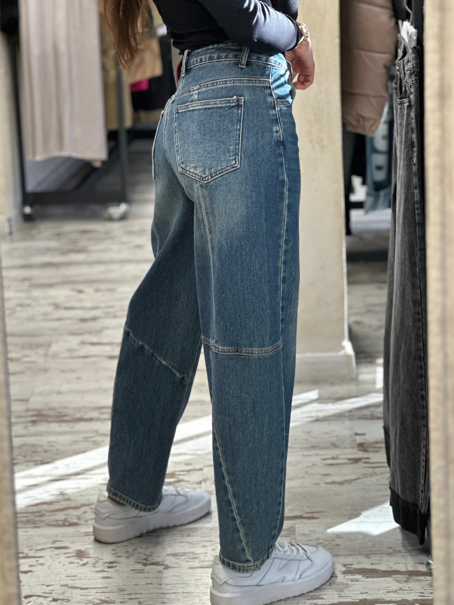 Дамски дънки с висока талия