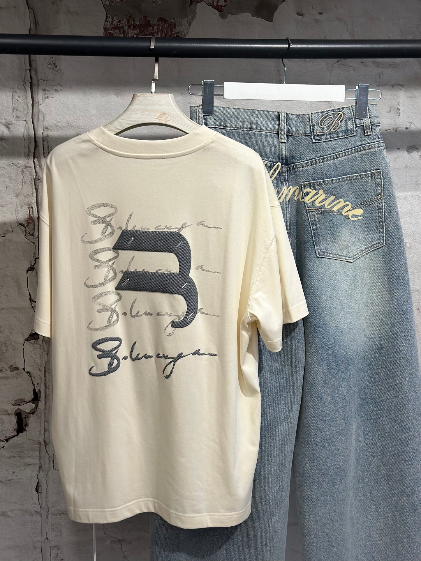 Дамски дънки с висока талия