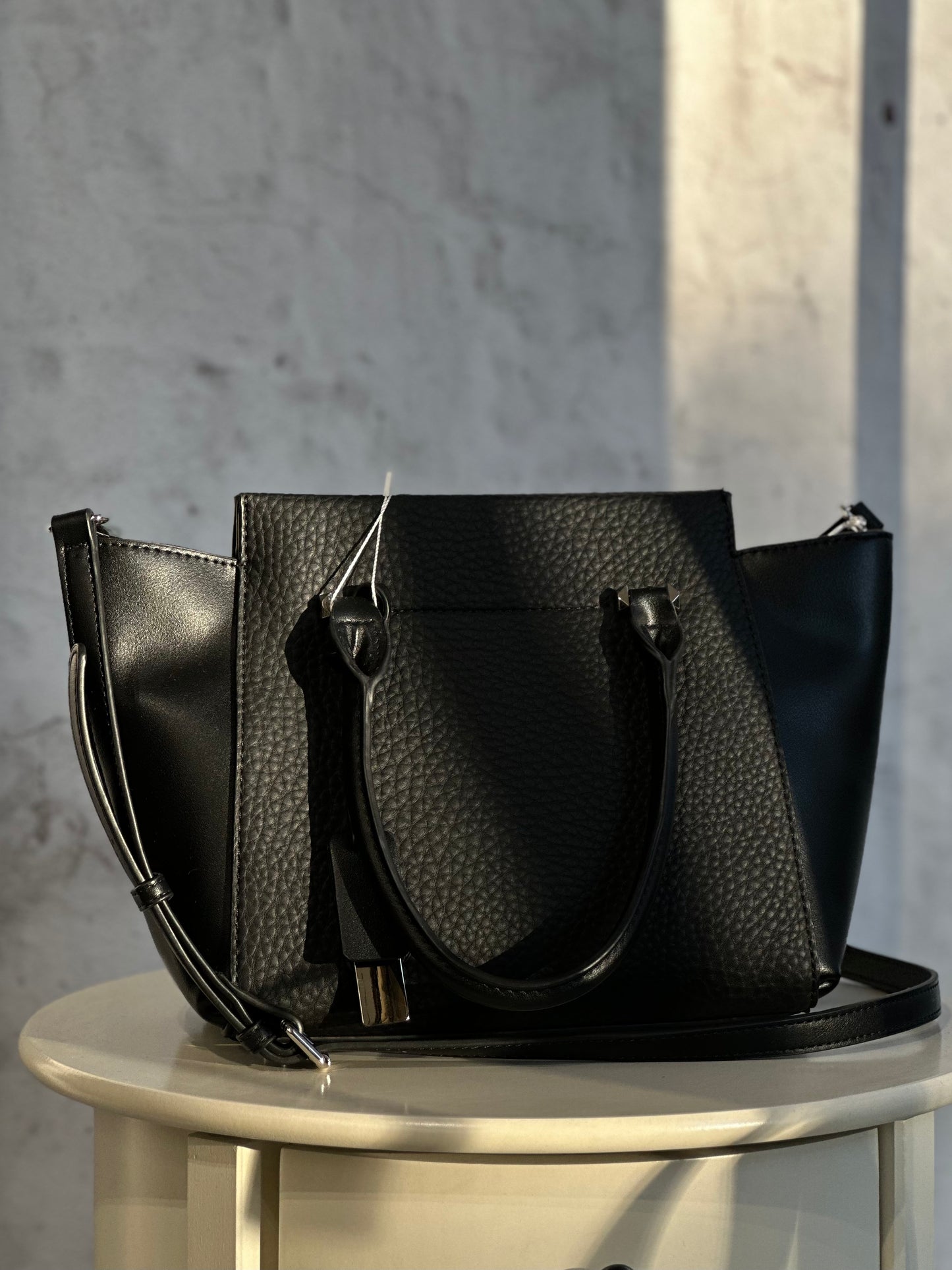 Дамска чанта от еко кожа