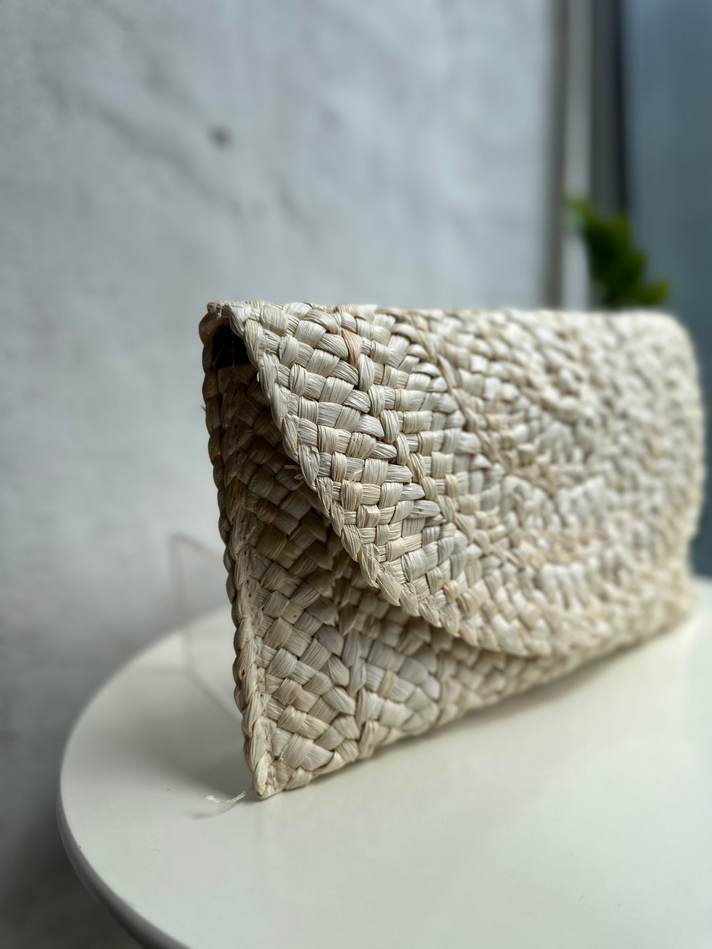 Плетен дамски клъч