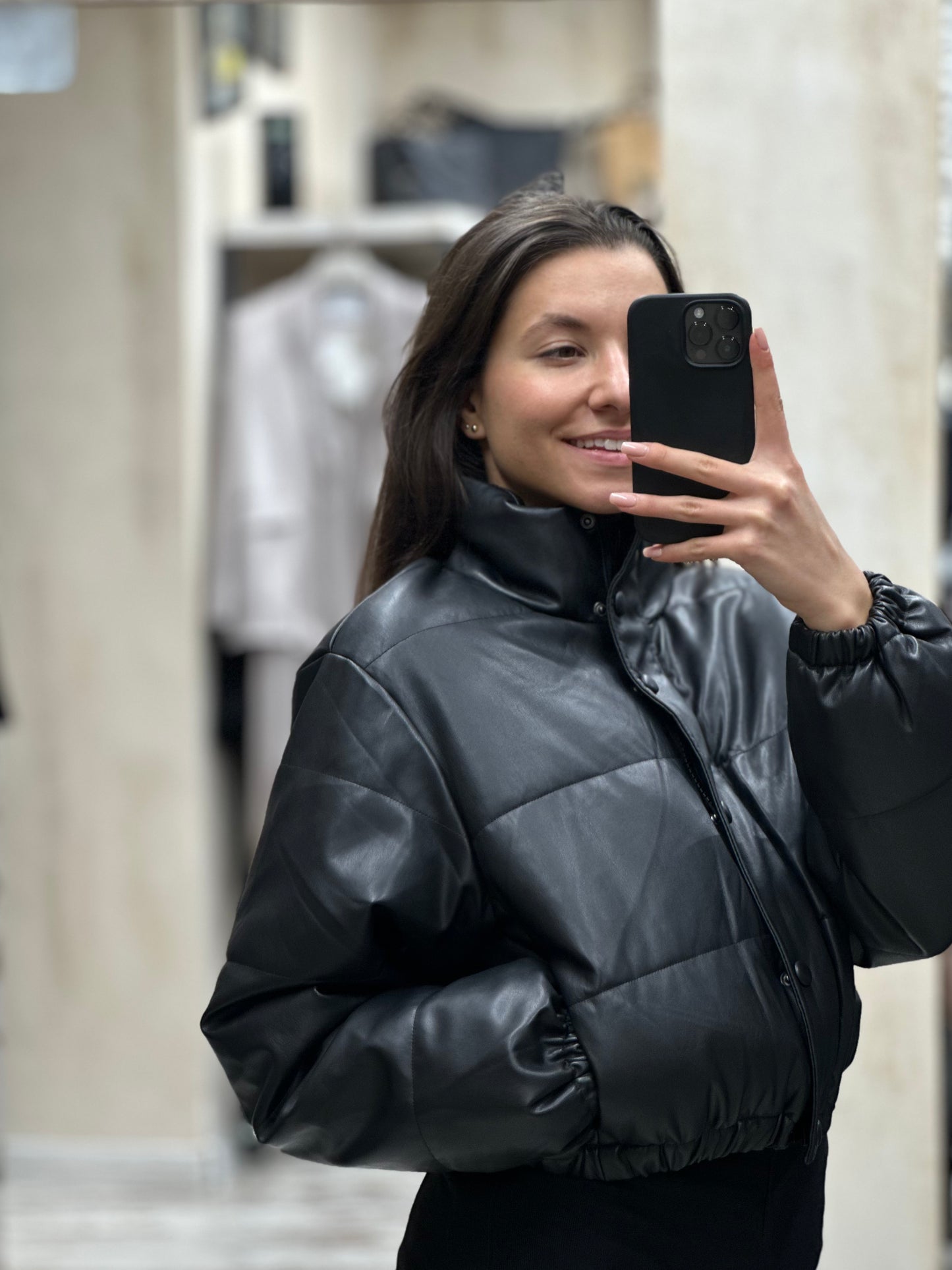 Кожено бомбър яке - черно