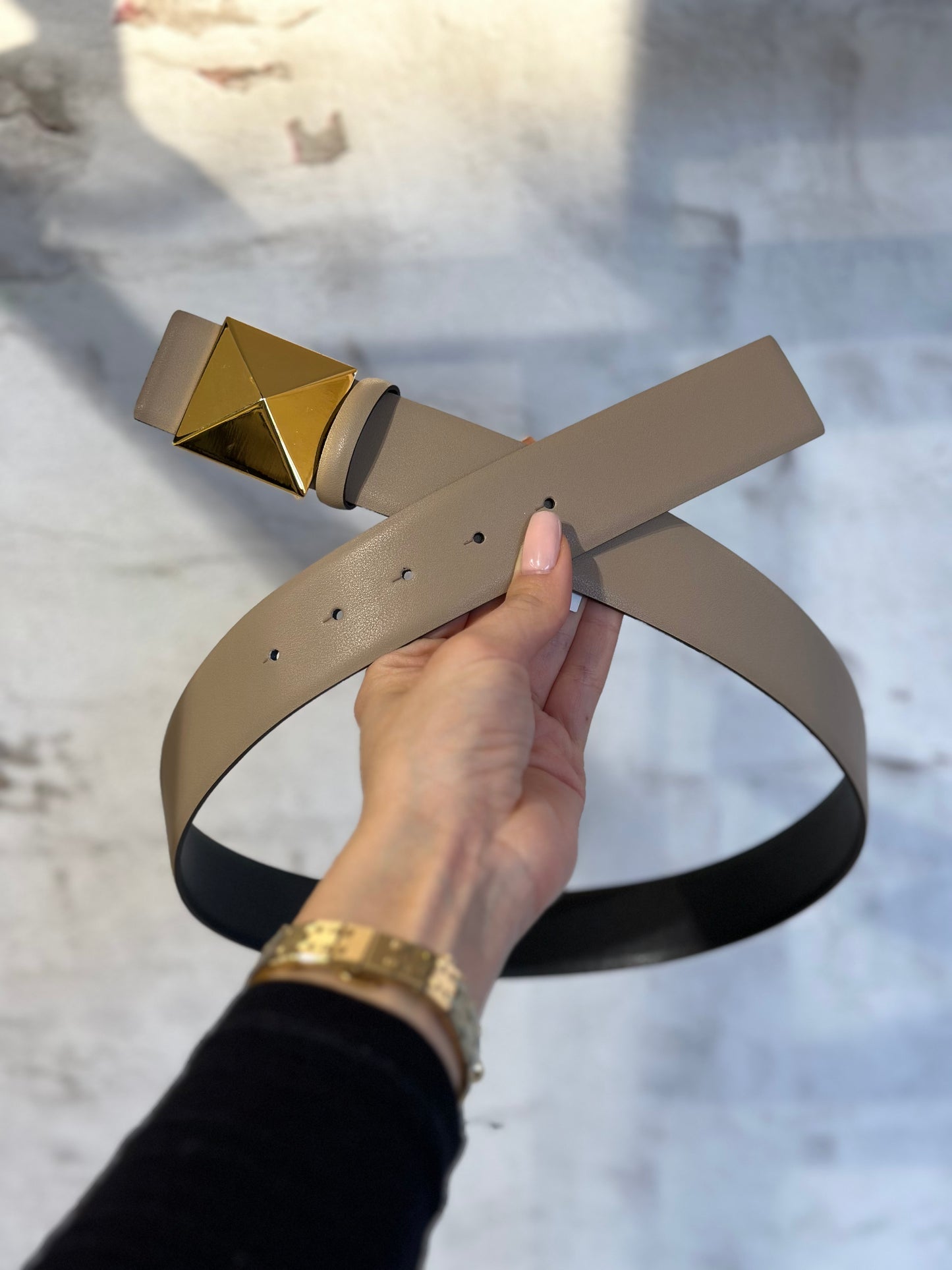 Дамски бежов колан от естествена кожа