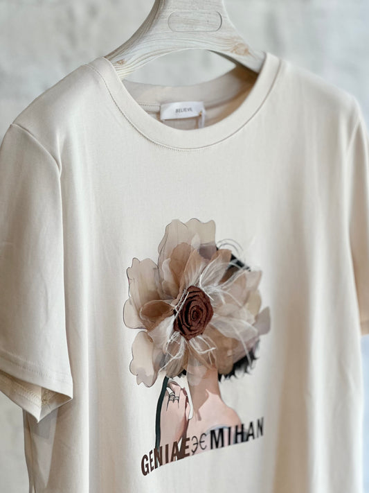 Дамска тениска Flower- крема