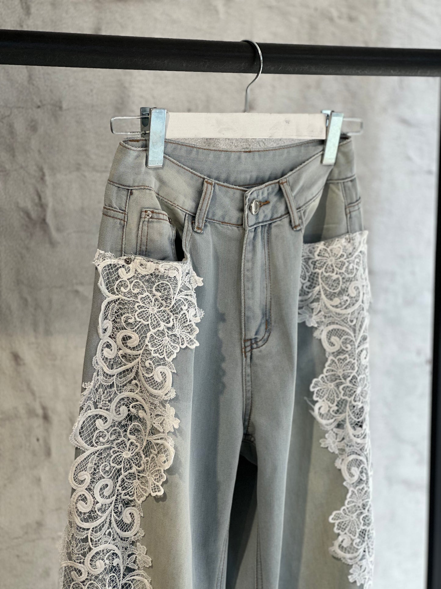 Дамски дънки Lace Denim