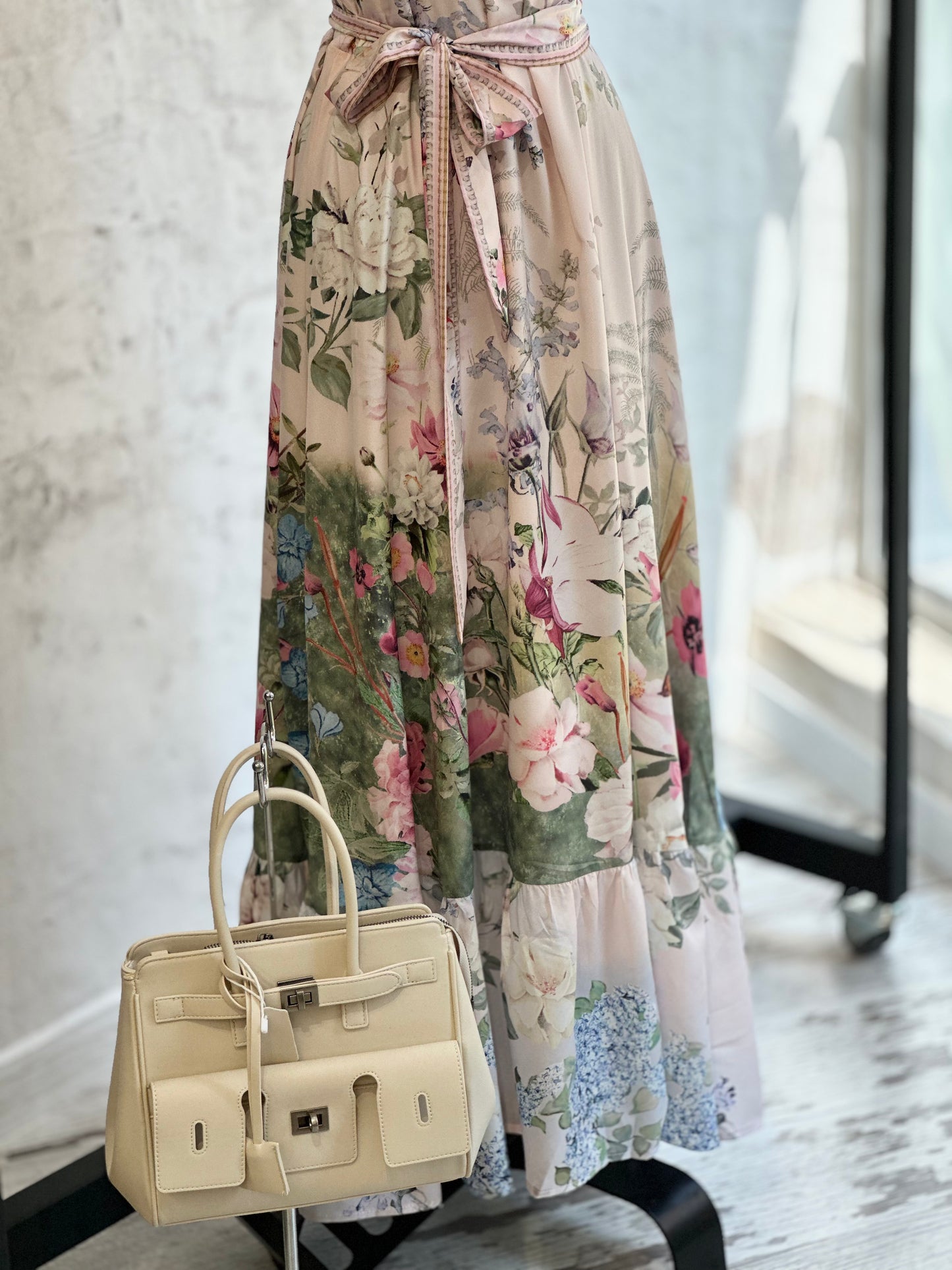 Дамска рокля