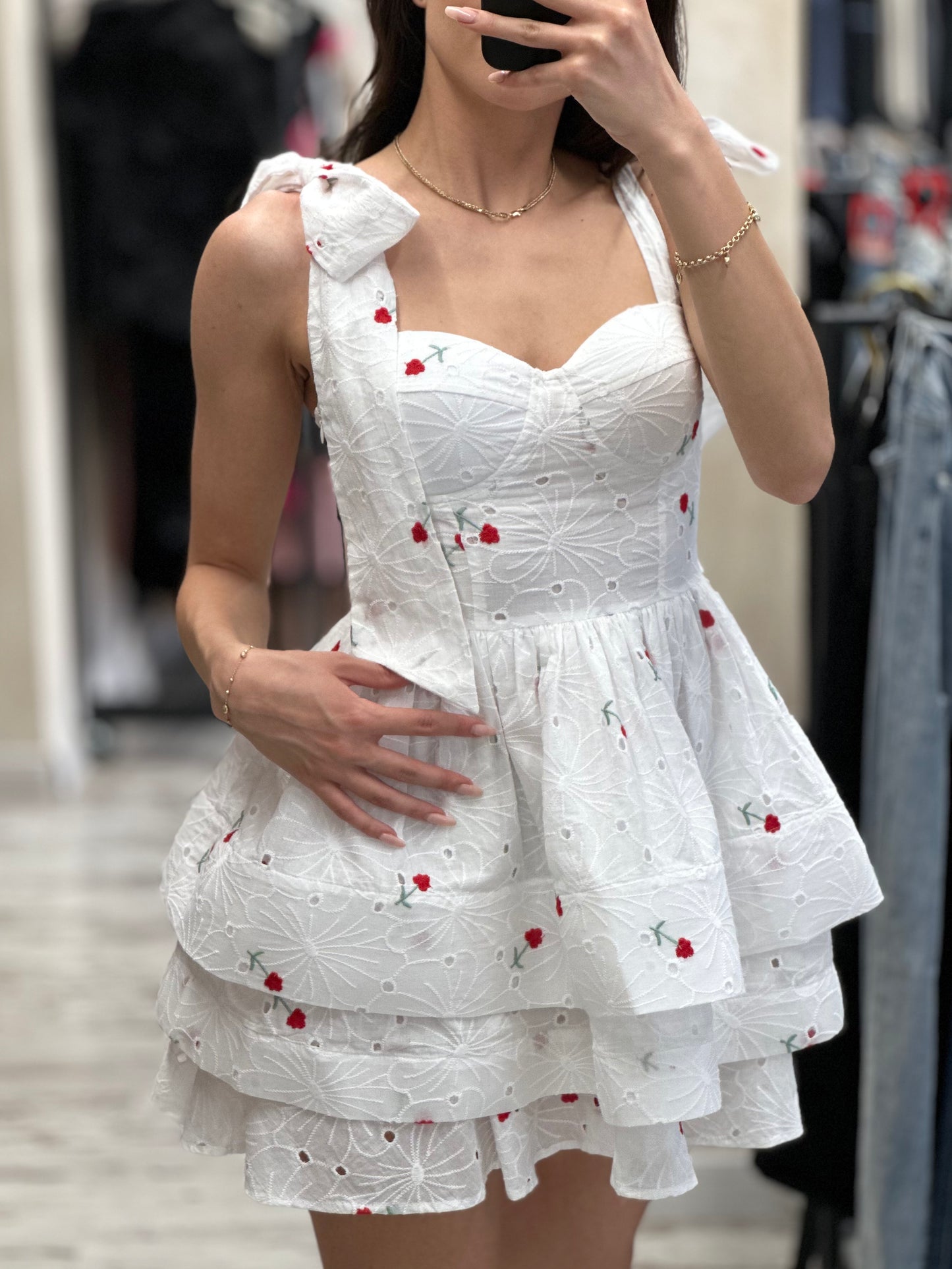 Дамска рокля