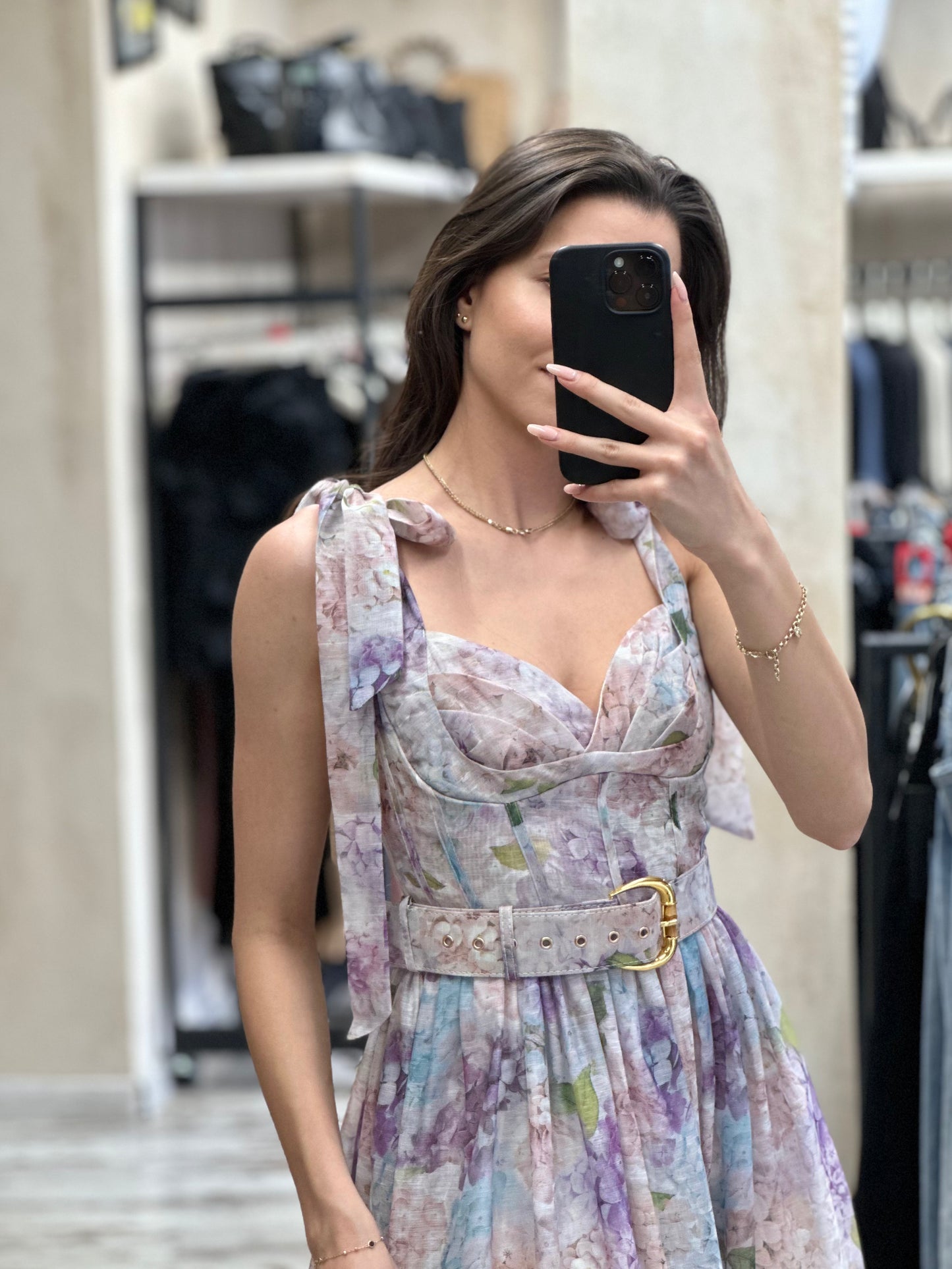 Дамска рокля