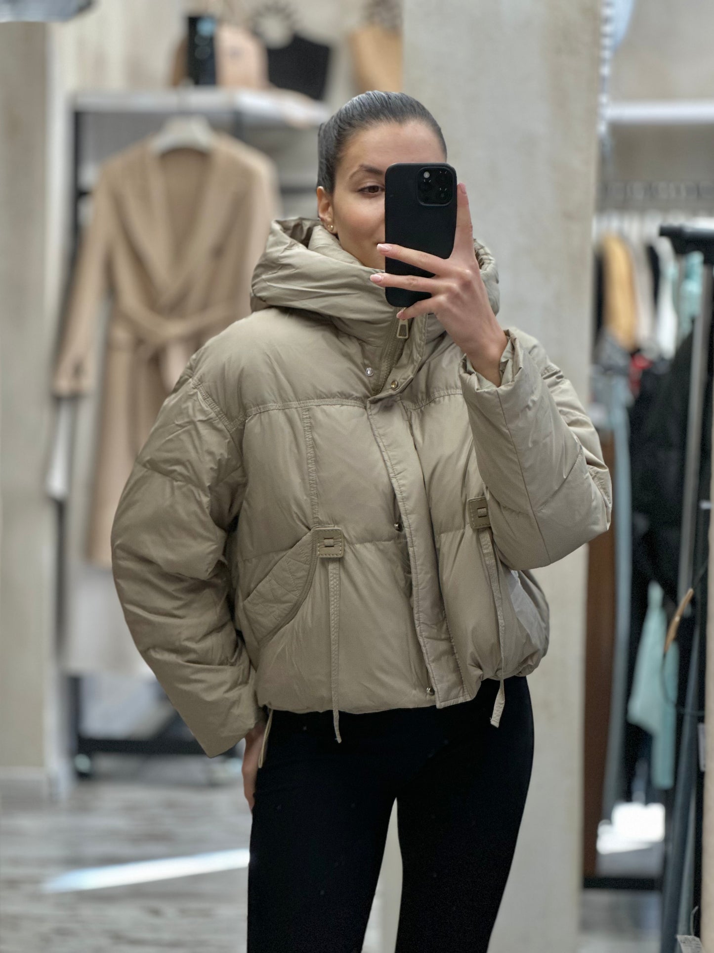 Дамско яке с гъши пух и качулка