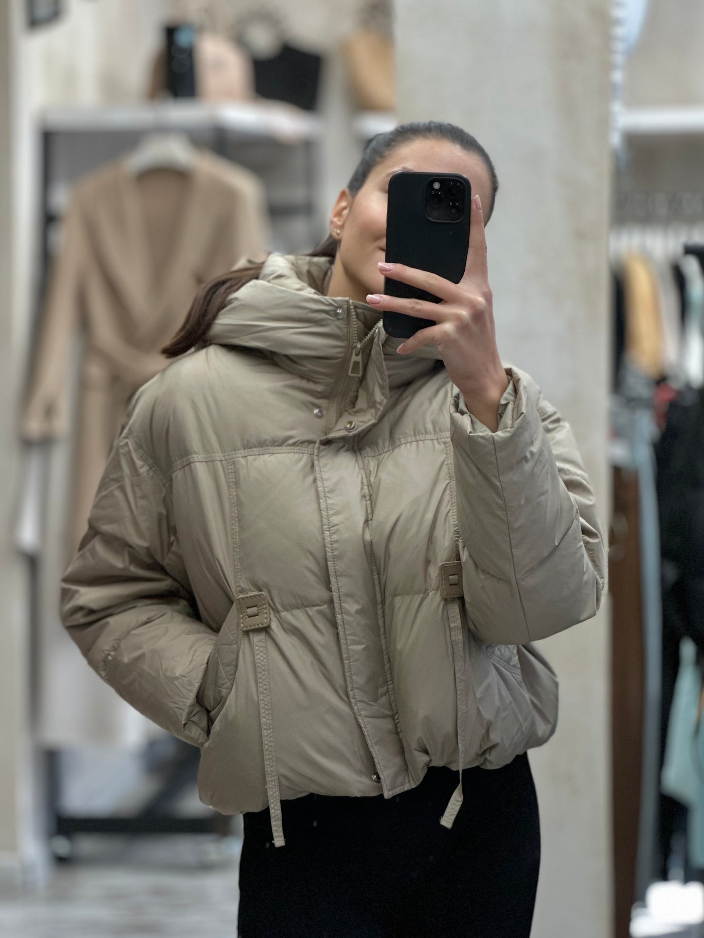 Дамско яке с гъши пух и качулка