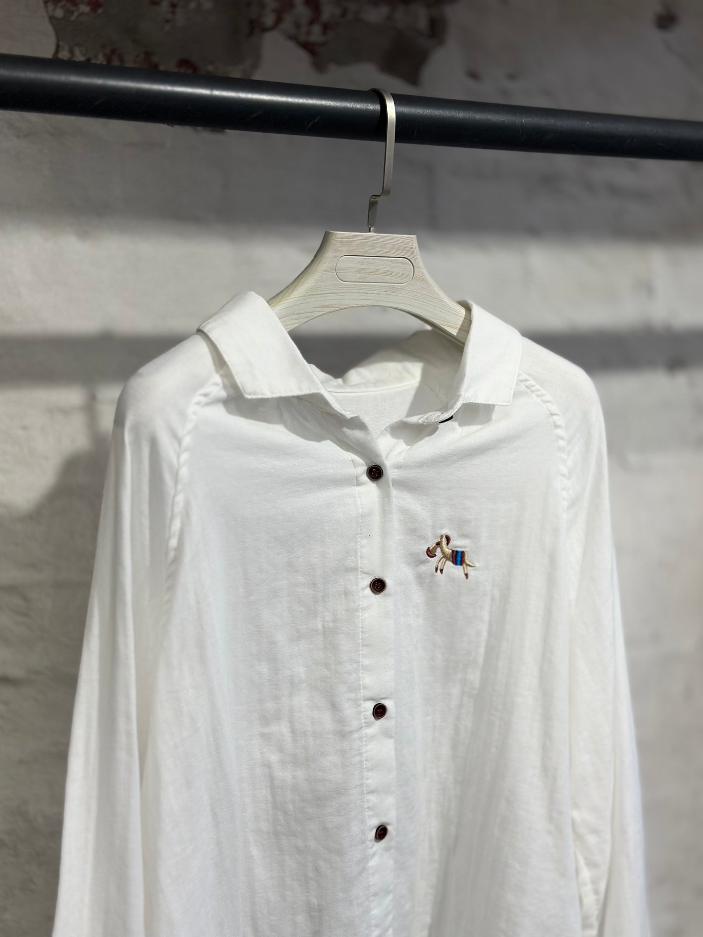 Дамска памучна риза-бяла