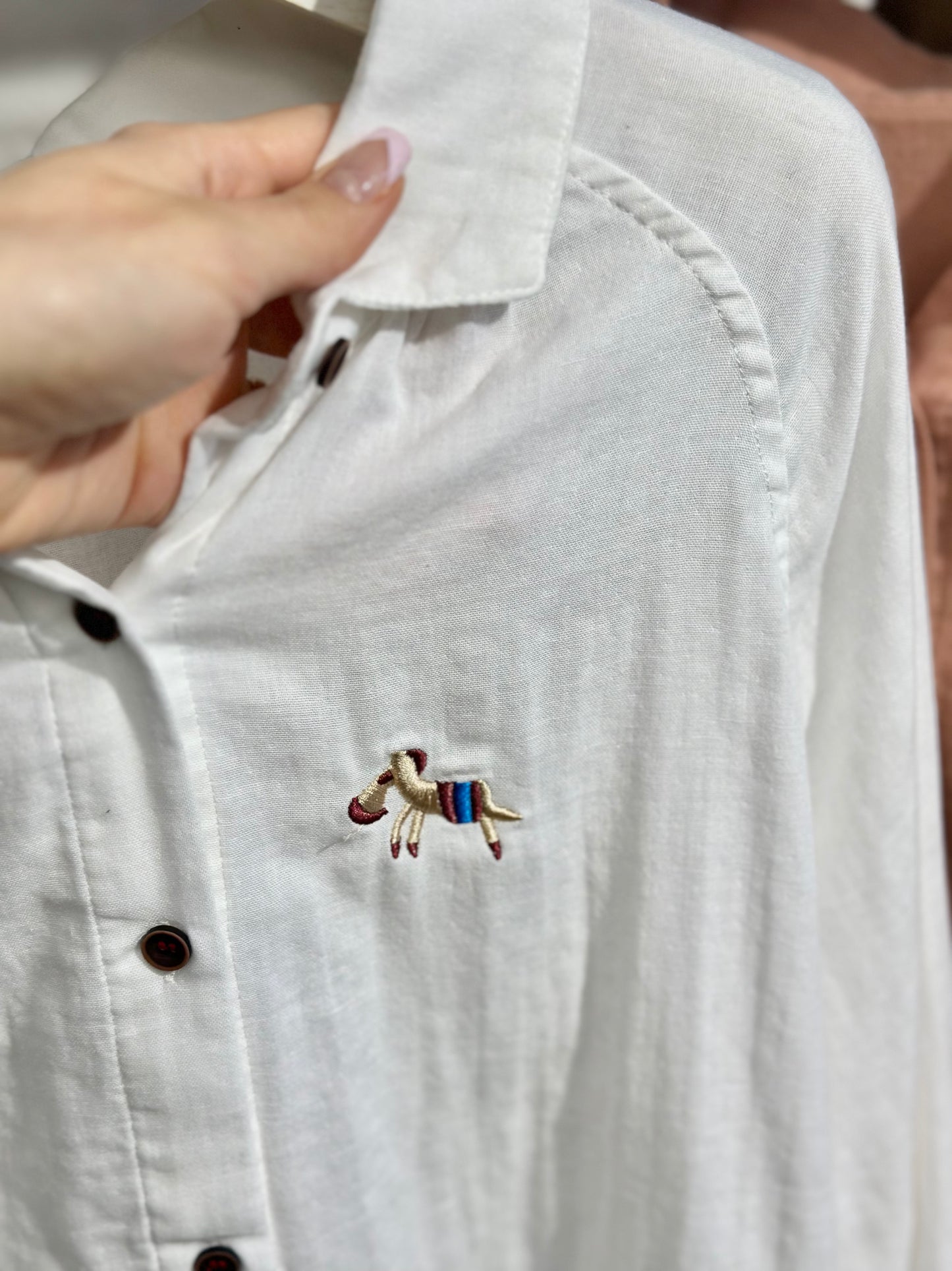 Дамска памучна риза-бяла