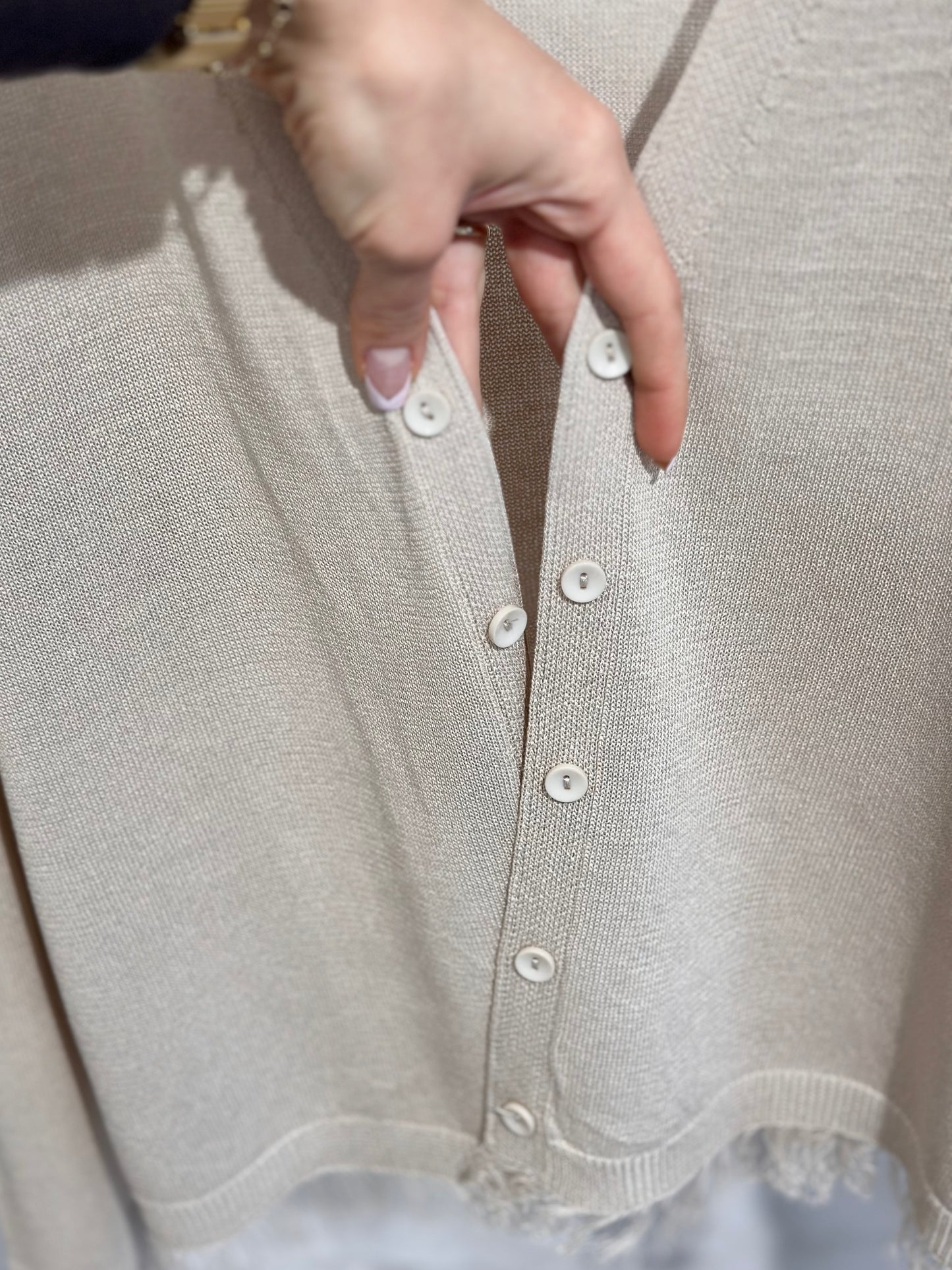 Жилетка финно плетиво- светло бежова