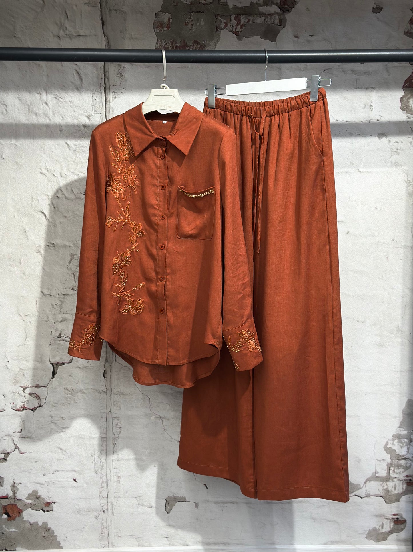 Дамски ленен комплект - керемиден