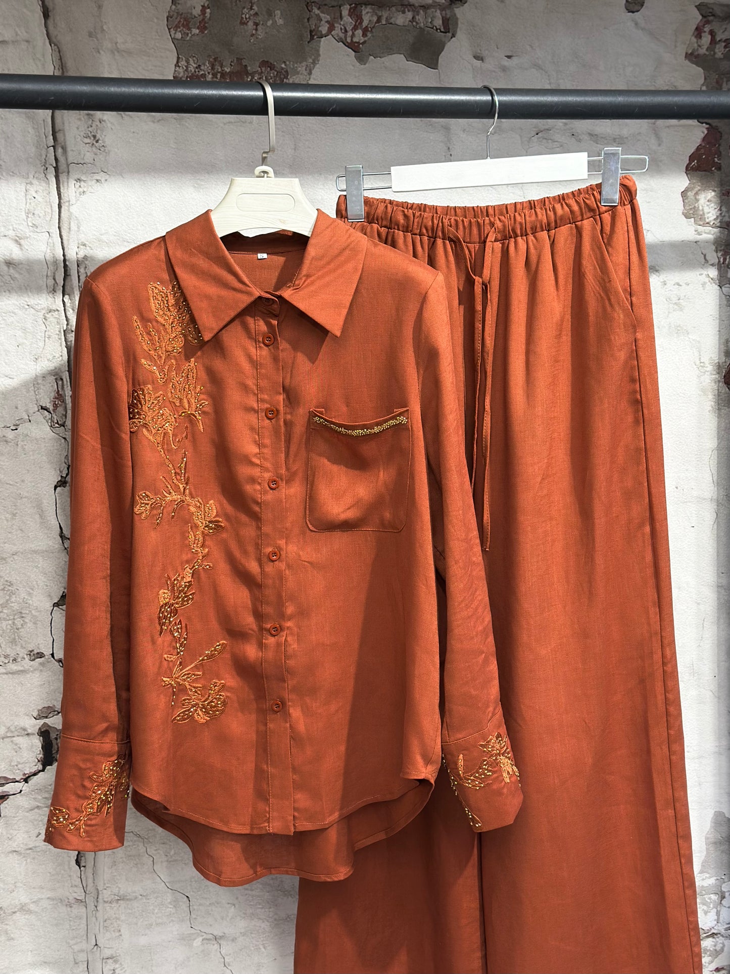 Дамски ленен комплект - керемиден