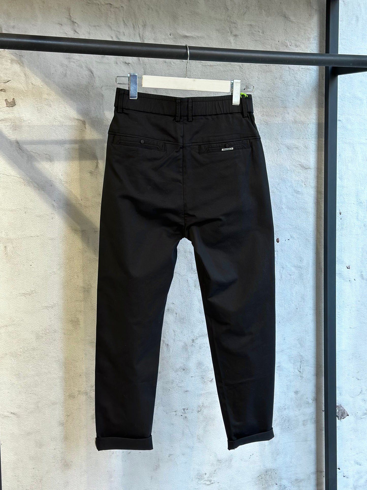 Мъжки панталон-черен