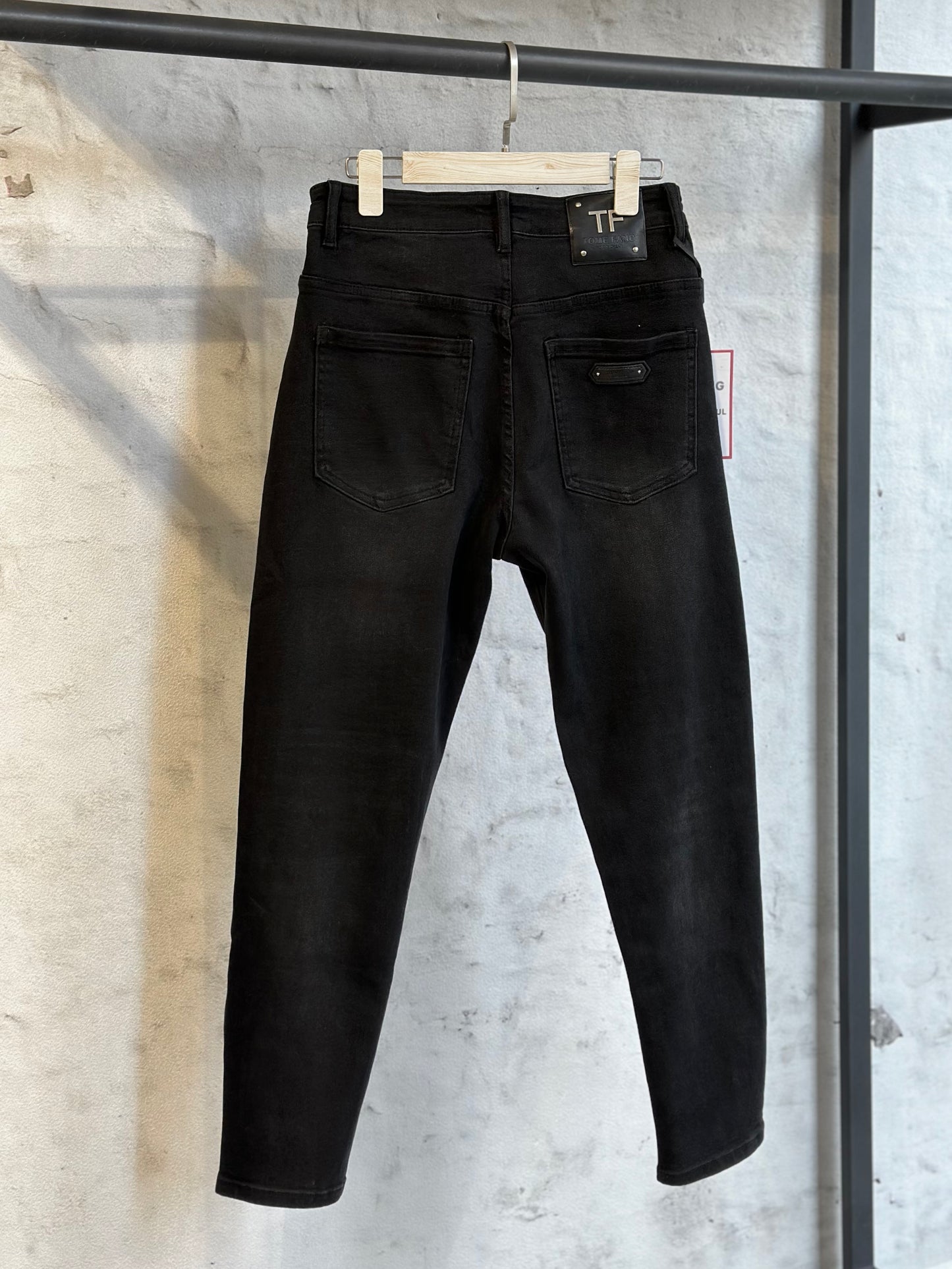 Мъжки дънки-черни