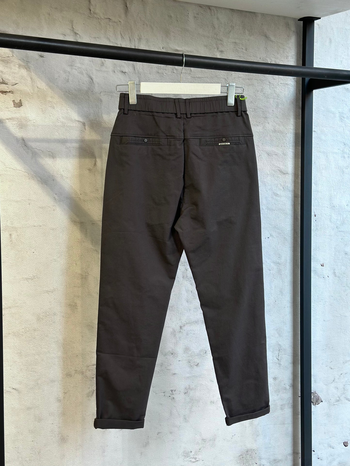 Мъжки панталон-сив