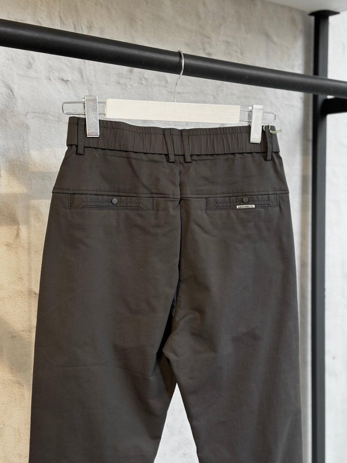 Мъжки панталон-сив