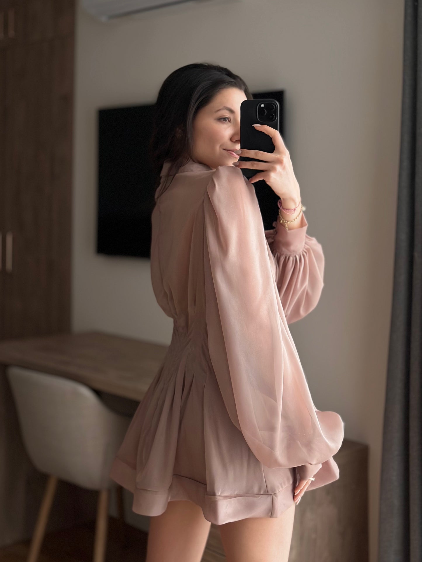 Дамска рокля Blush Elegance