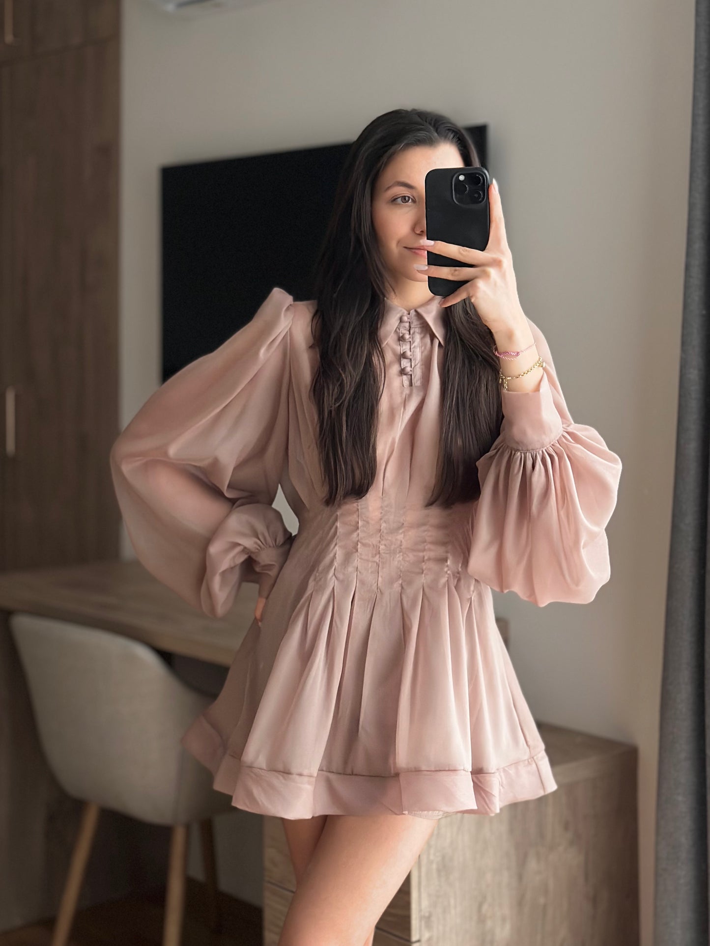 Дамска рокля Blush Elegance