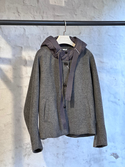 Дамско късо палто-сиво