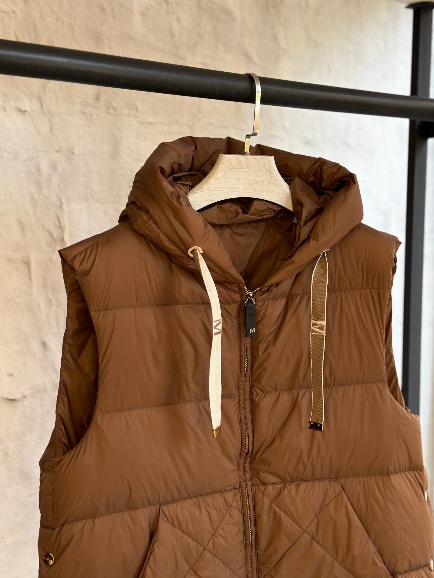 Дамски елек- къс, кафяв