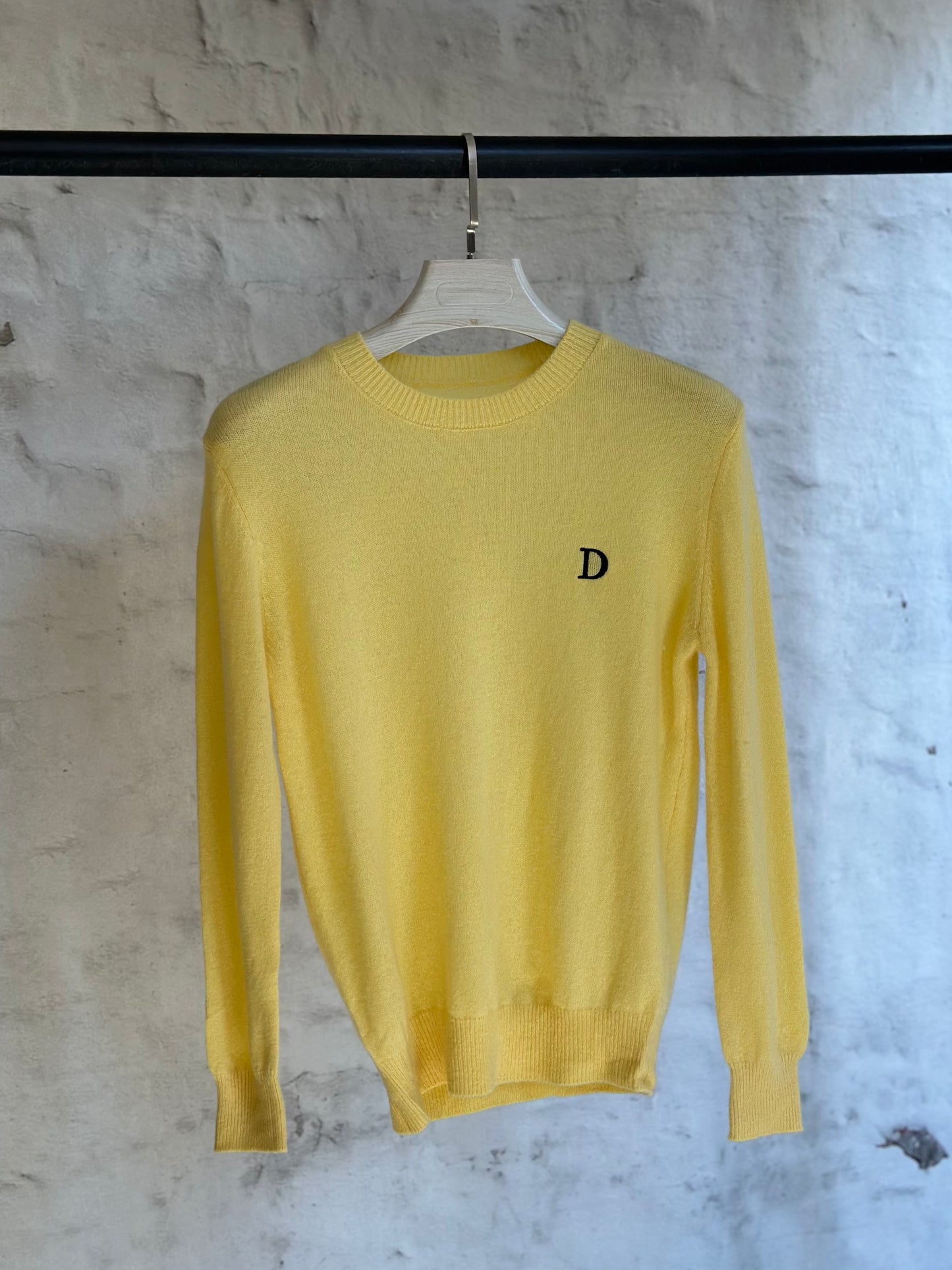 Дамски пуловер- жълт