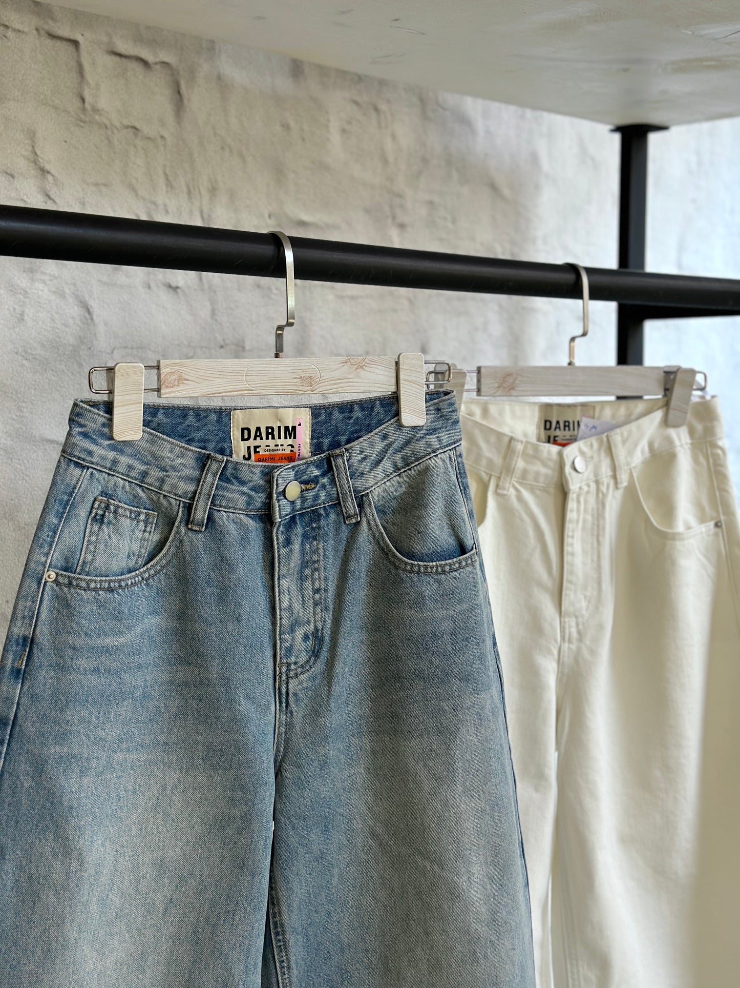 Дамски дънки до коляно