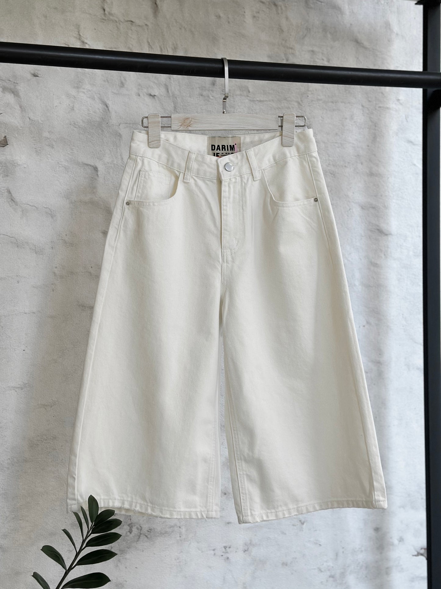 Дамски дънки до коляно