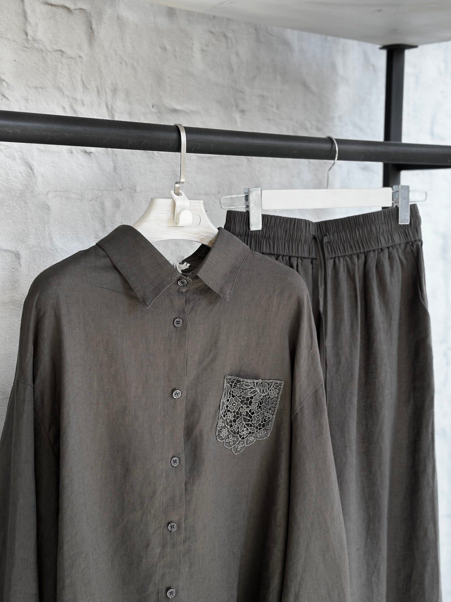 Дамски ленен комплект