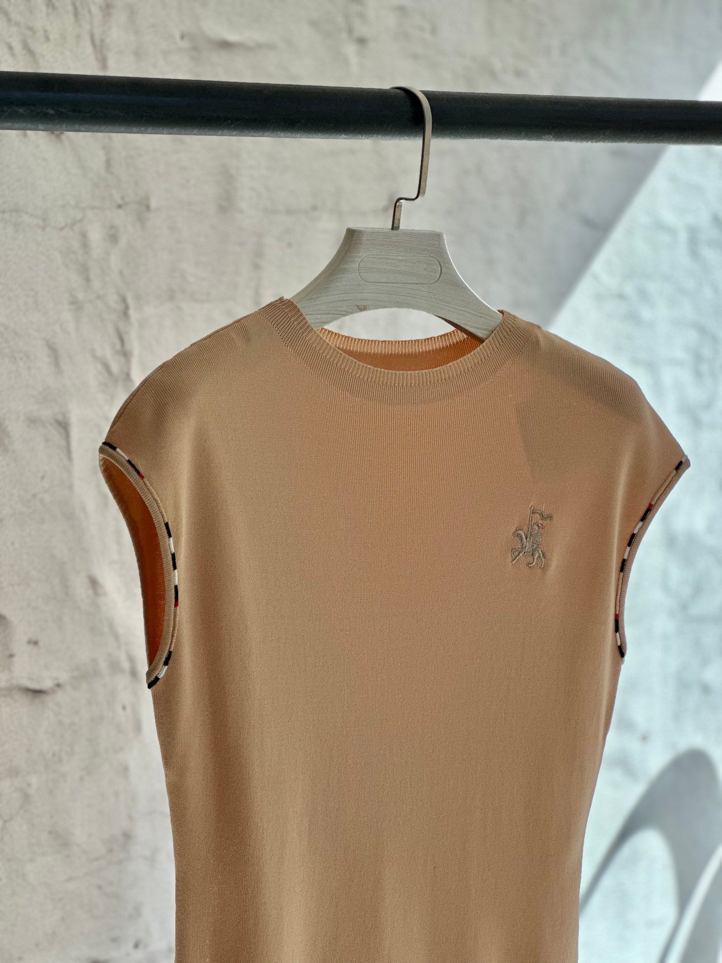 Дамско плетено елече- кафяво