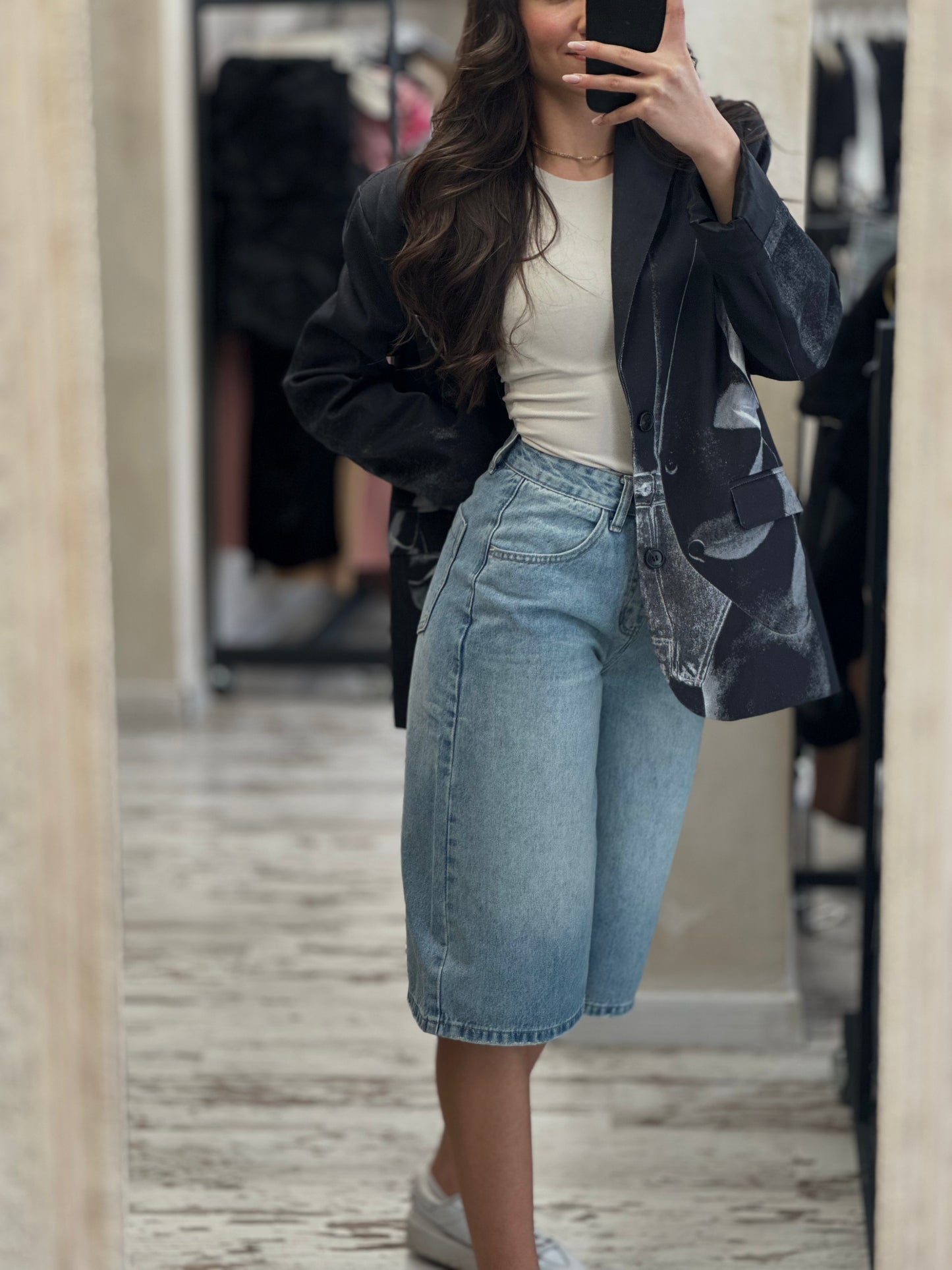 Дамски дънки до коляно