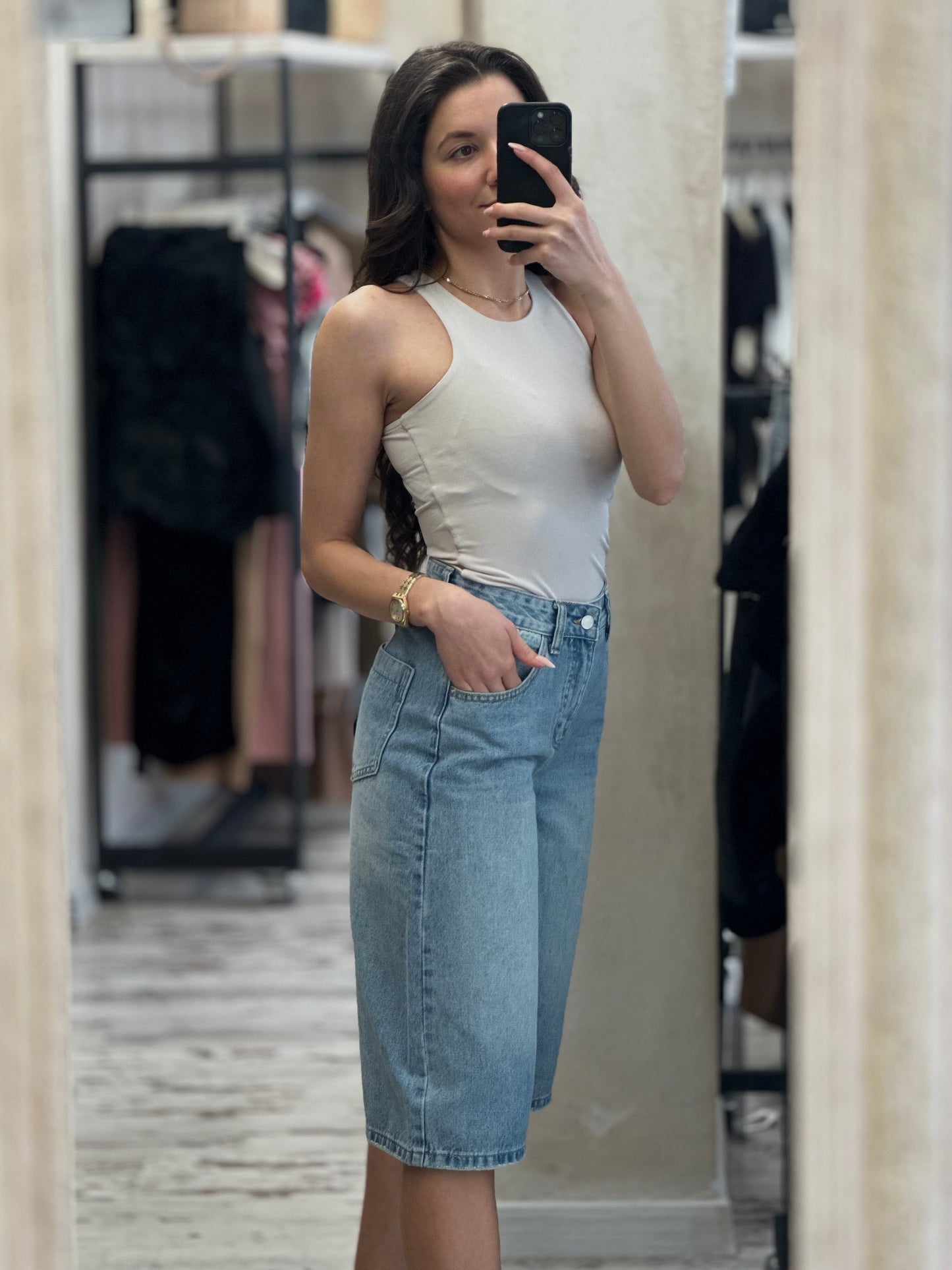 Дамски дънки до коляно