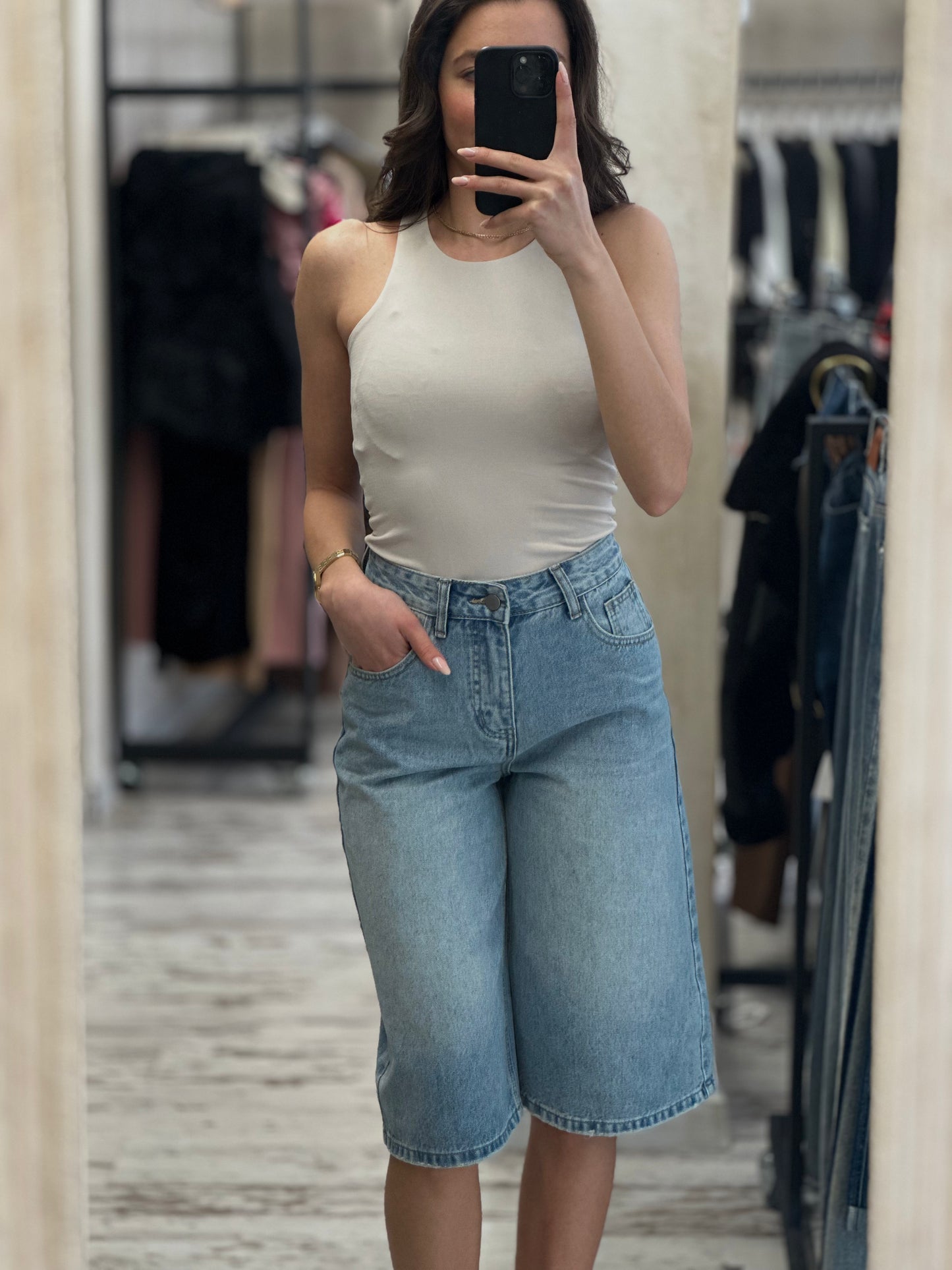 Дамски дънки до коляно