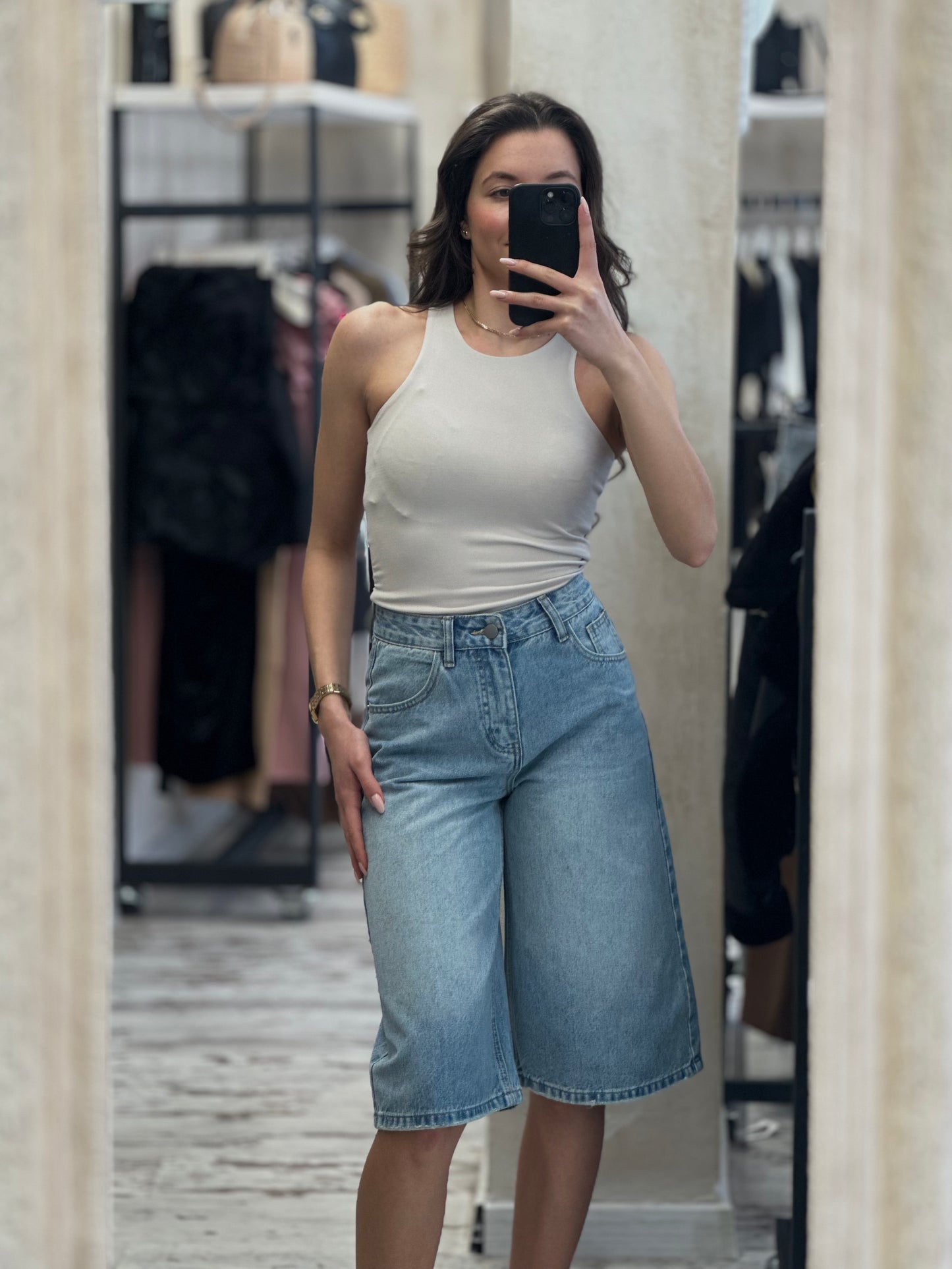 Дамски дънки до коляно