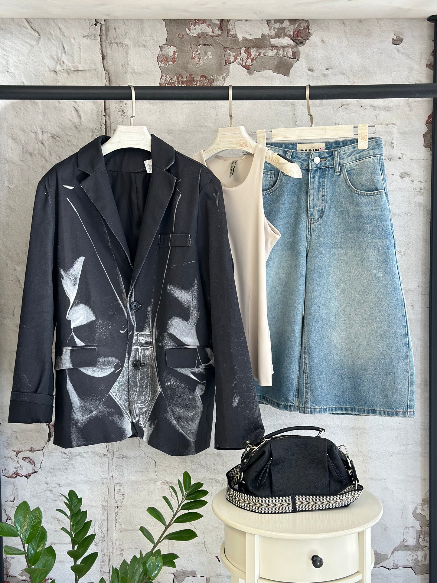 Дамски дънки до коляно