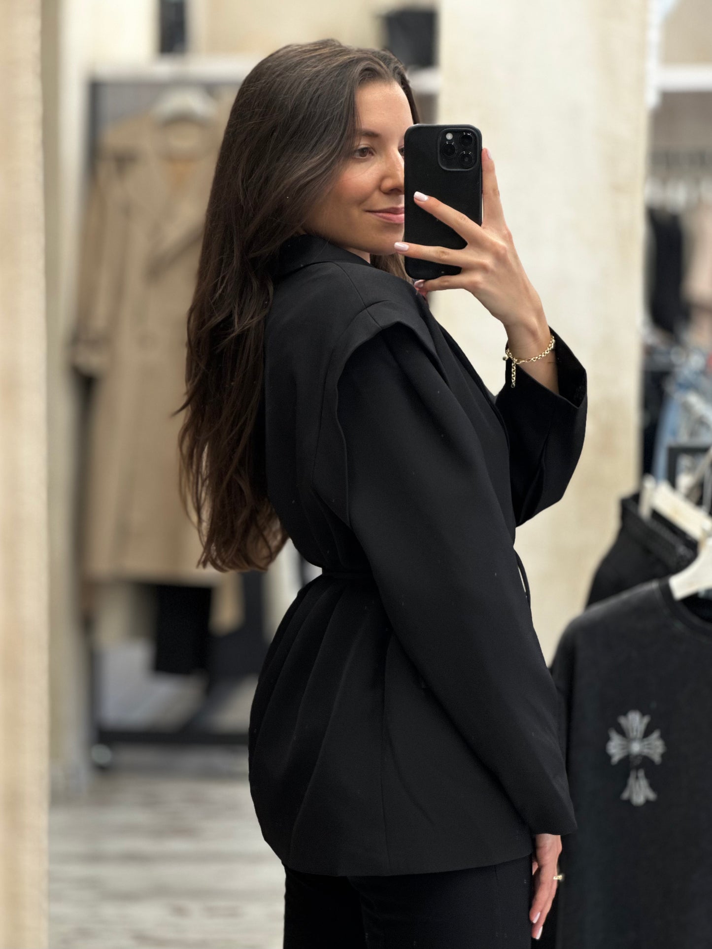 Дамско спортно-елегантно сако с връзки- черно