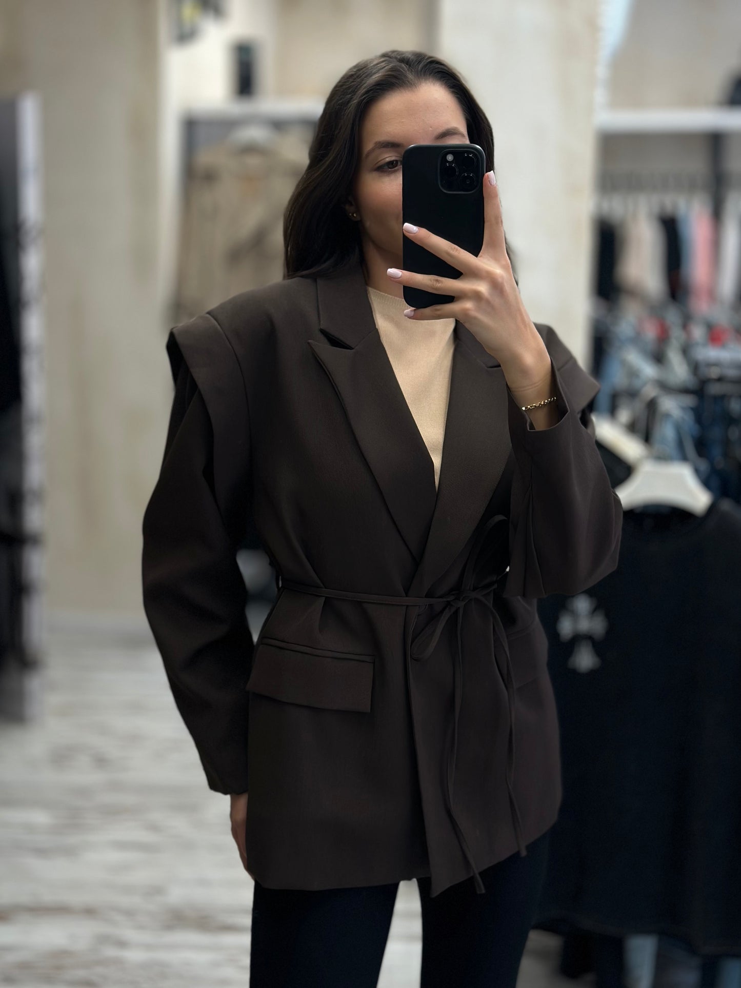 Дамско спортно-елегантно сако с връзки- кафяво