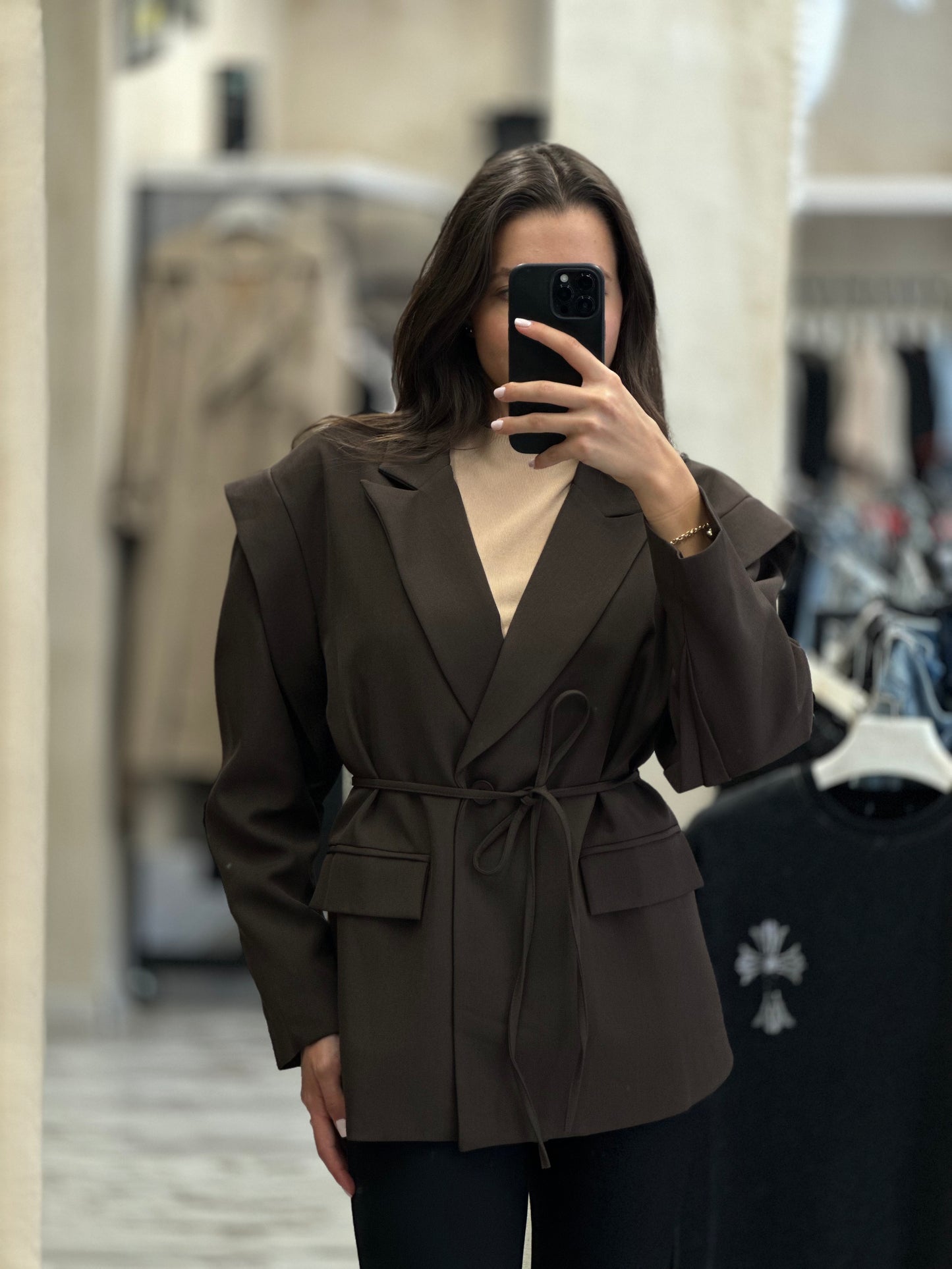 Дамско спортно-елегантно сако с връзки- кафяво