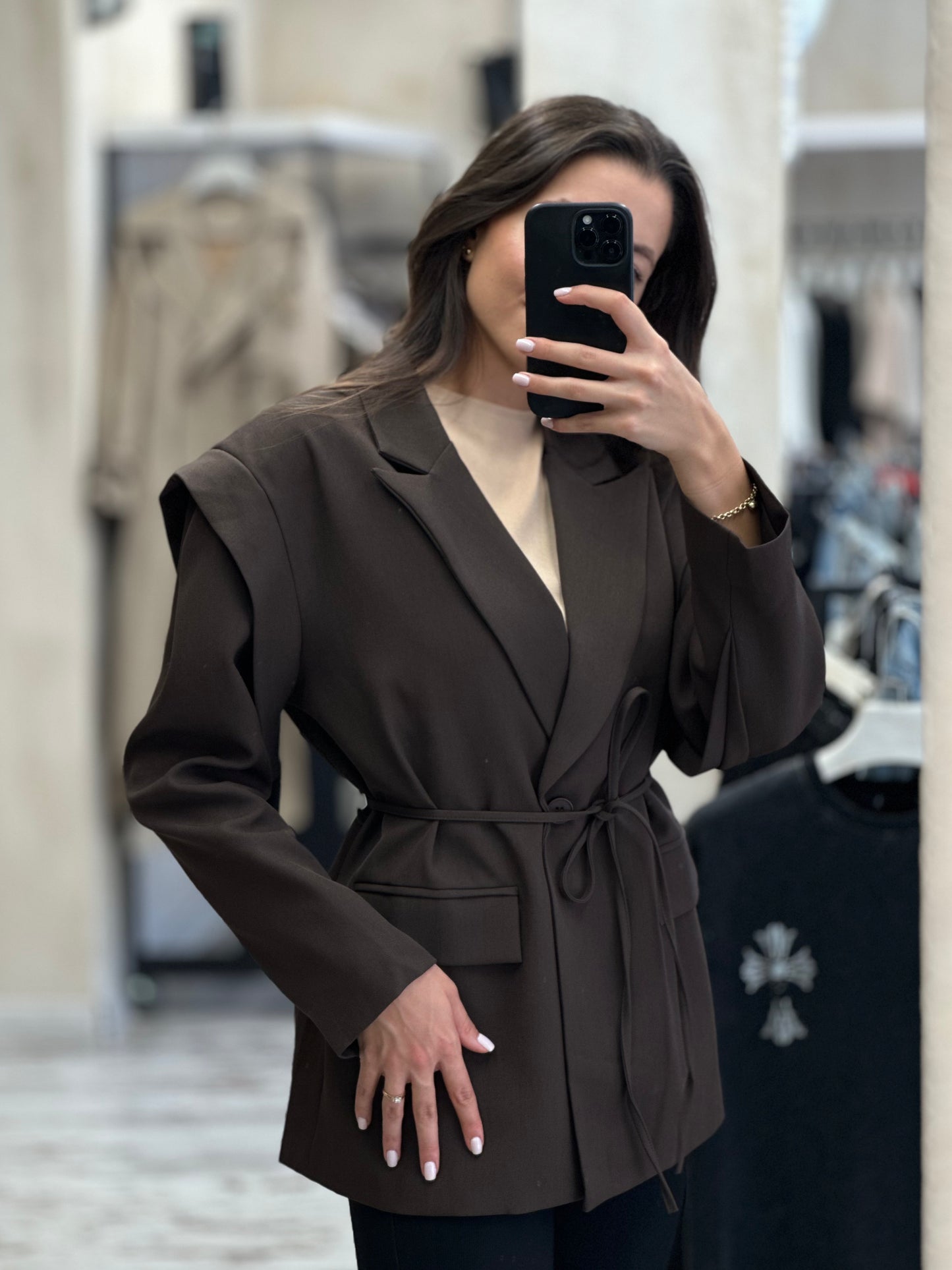 Дамско спортно-елегантно сако с връзки- кафяво