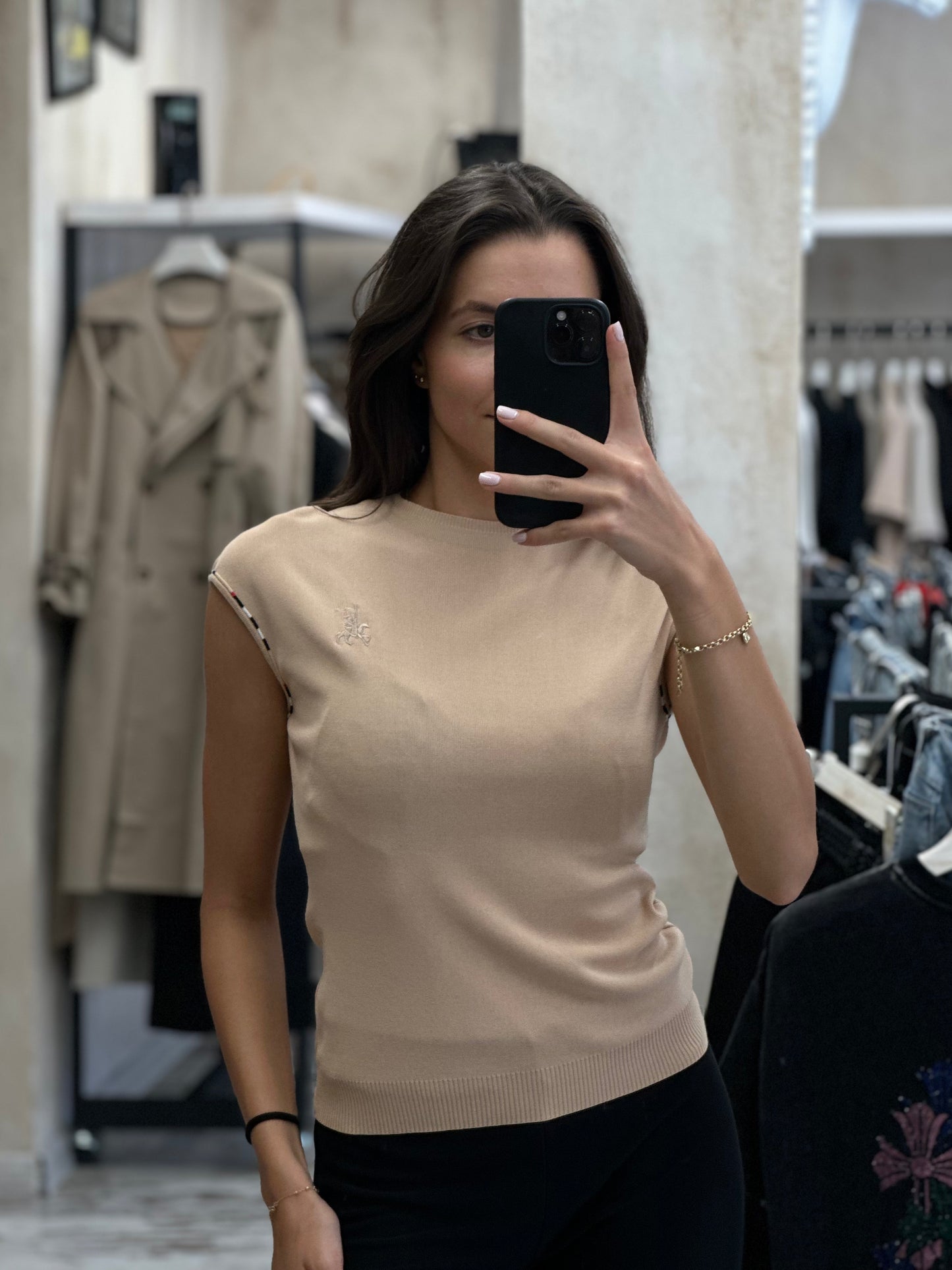 Дамско плетено елече- кафяво