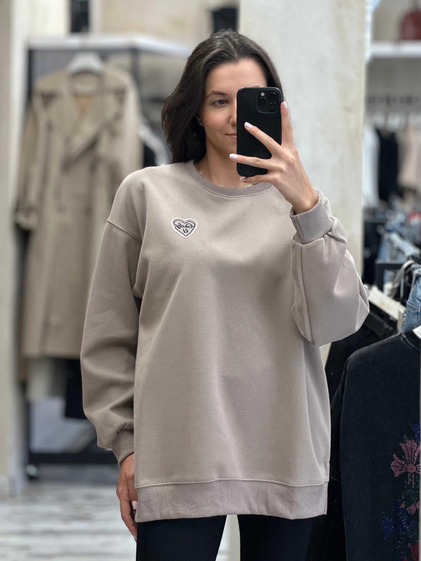 Дамска блуза сърце-бежова