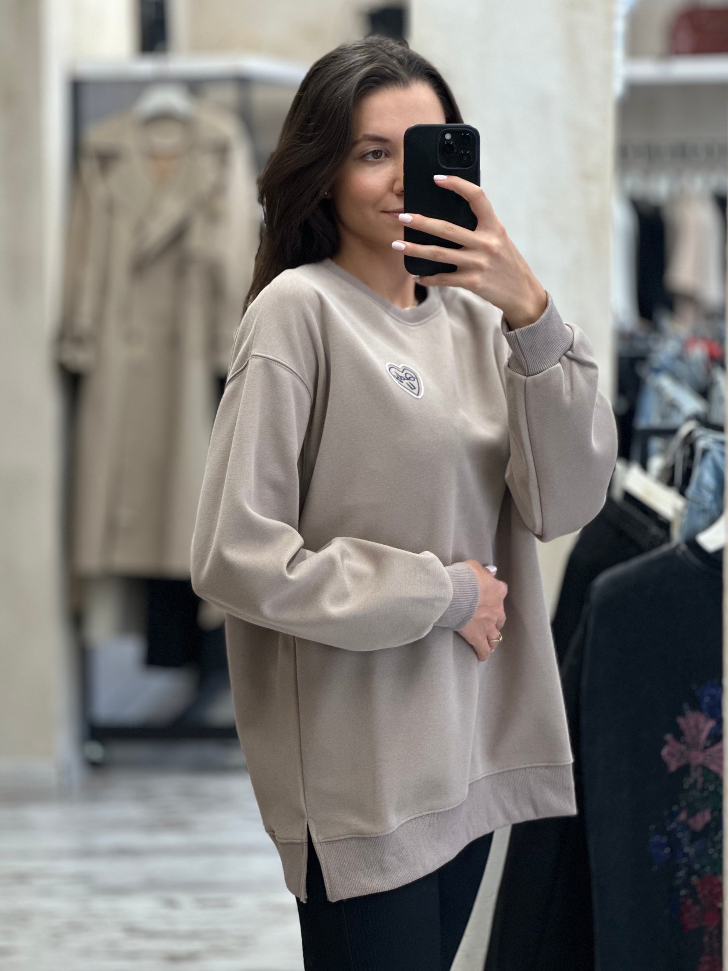 Дамска блуза сърце-бежова