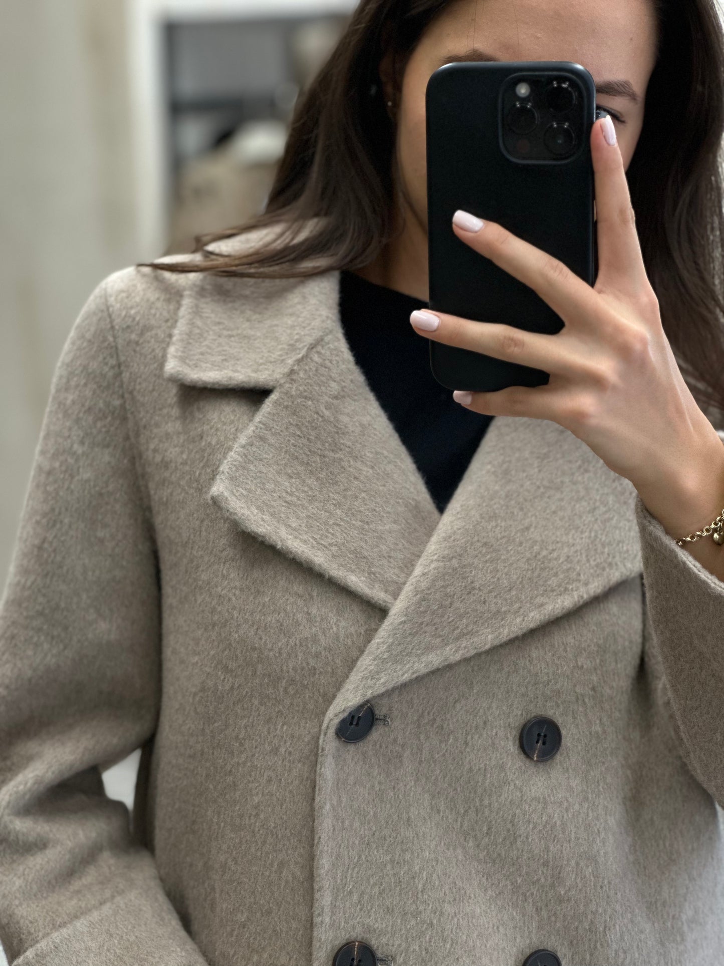 Дамско вълнено късо палто-бежово