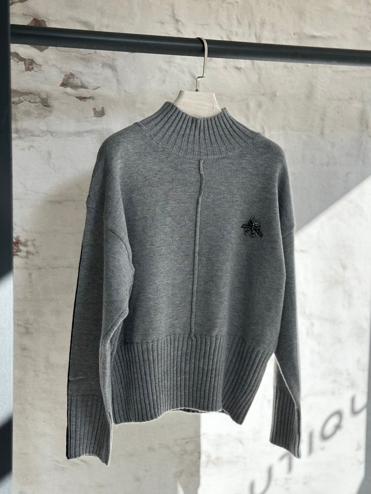 Дамско полуполо с мече- сив